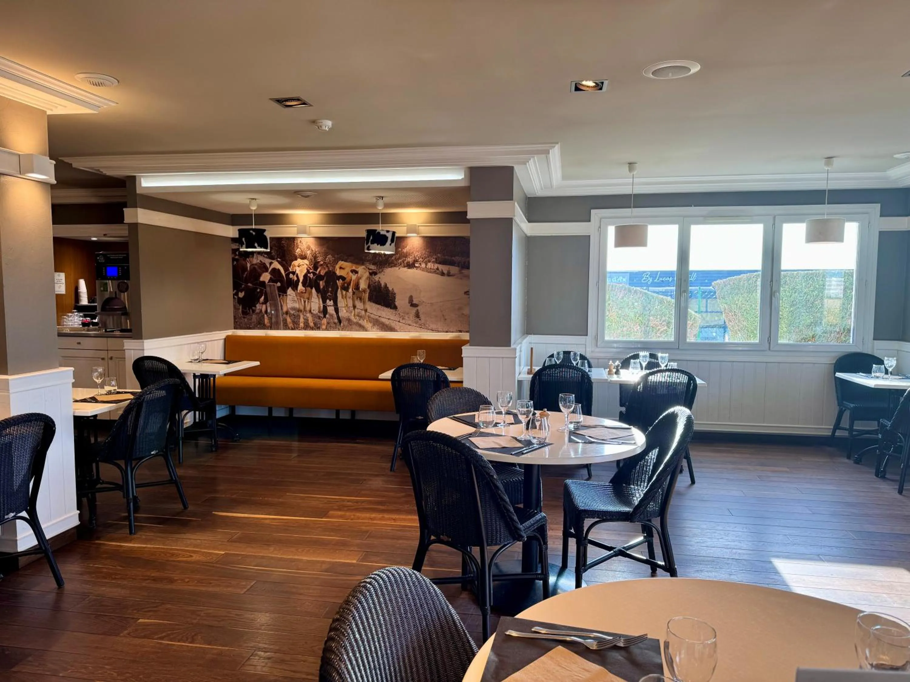 Restaurant/places to eat in ibis Dole Sud Choisey