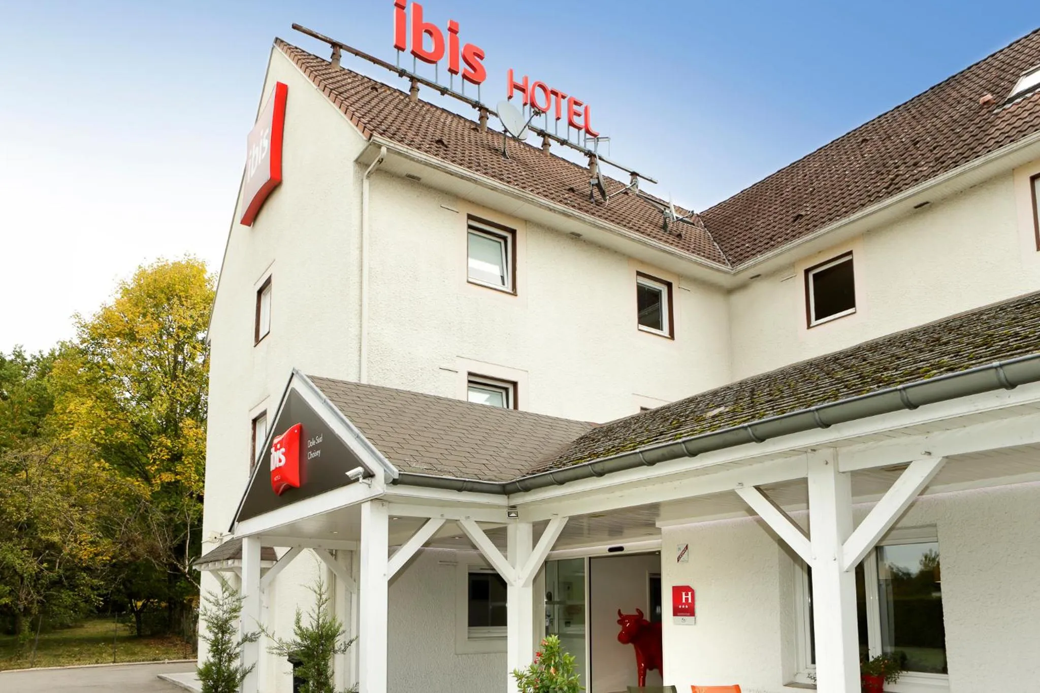 Facade/entrance in ibis Dole Sud Choisey