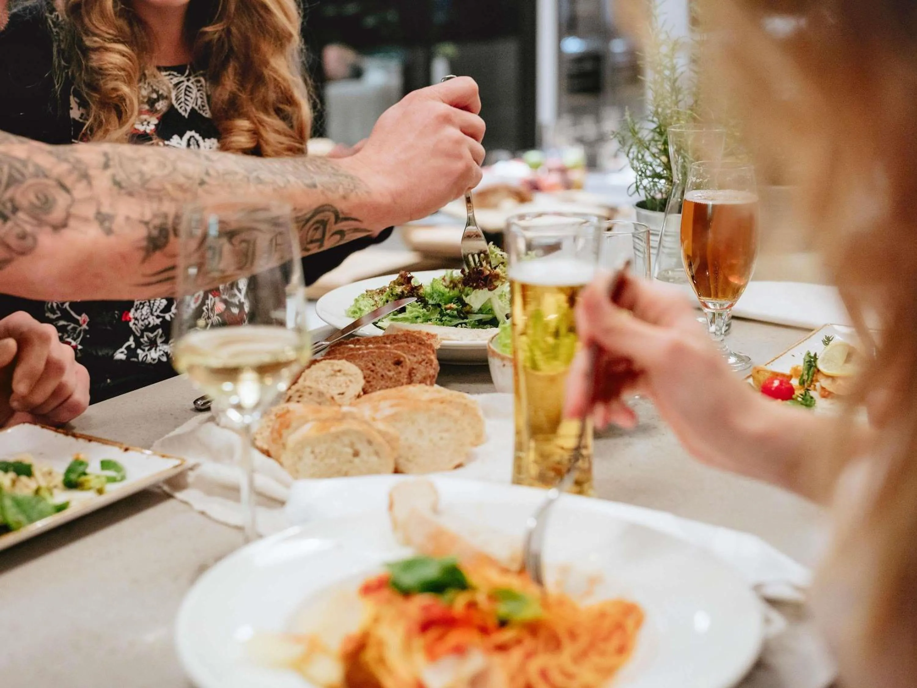 Restaurant/places to eat in ibis Dole Sud Choisey