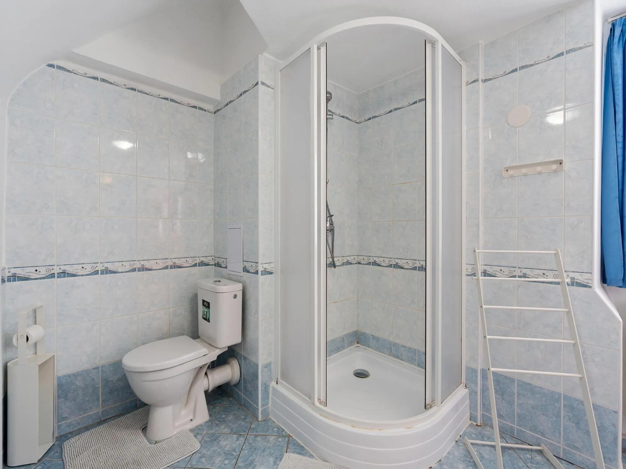 Shower in Old Town Home Prague