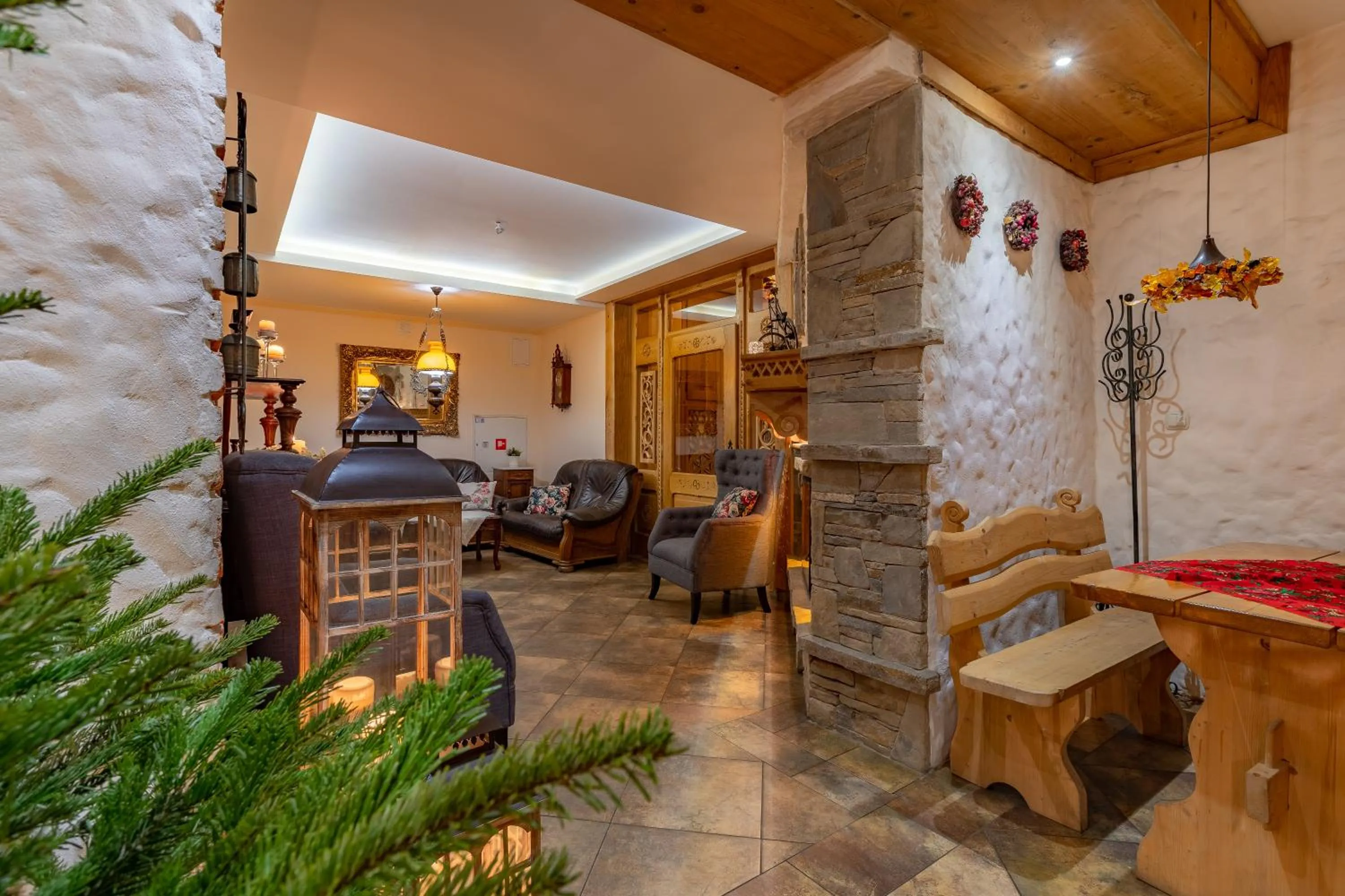 Lobby or reception in Willa Borowianka