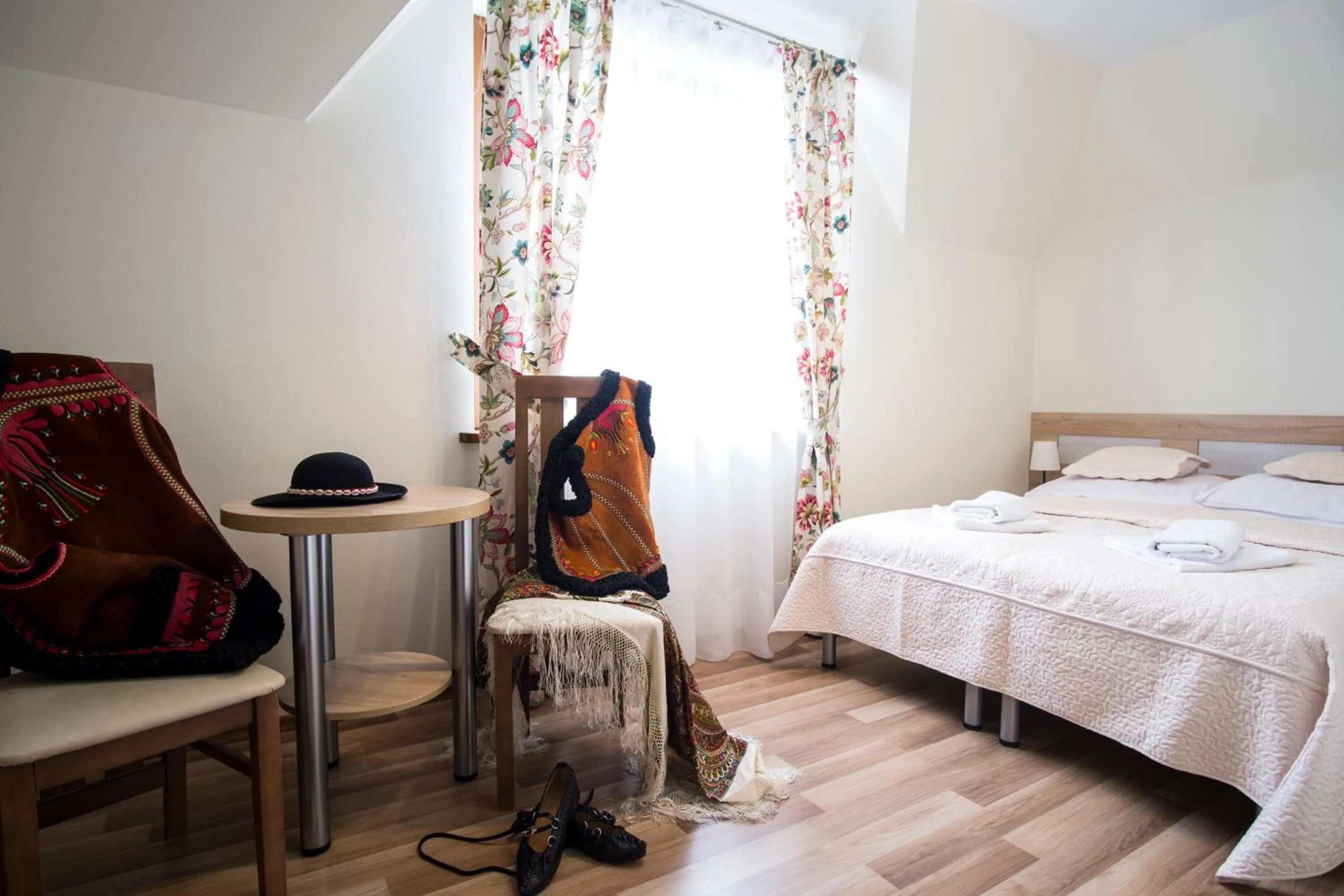 Decorative detail, Bed in Willa Borowianka