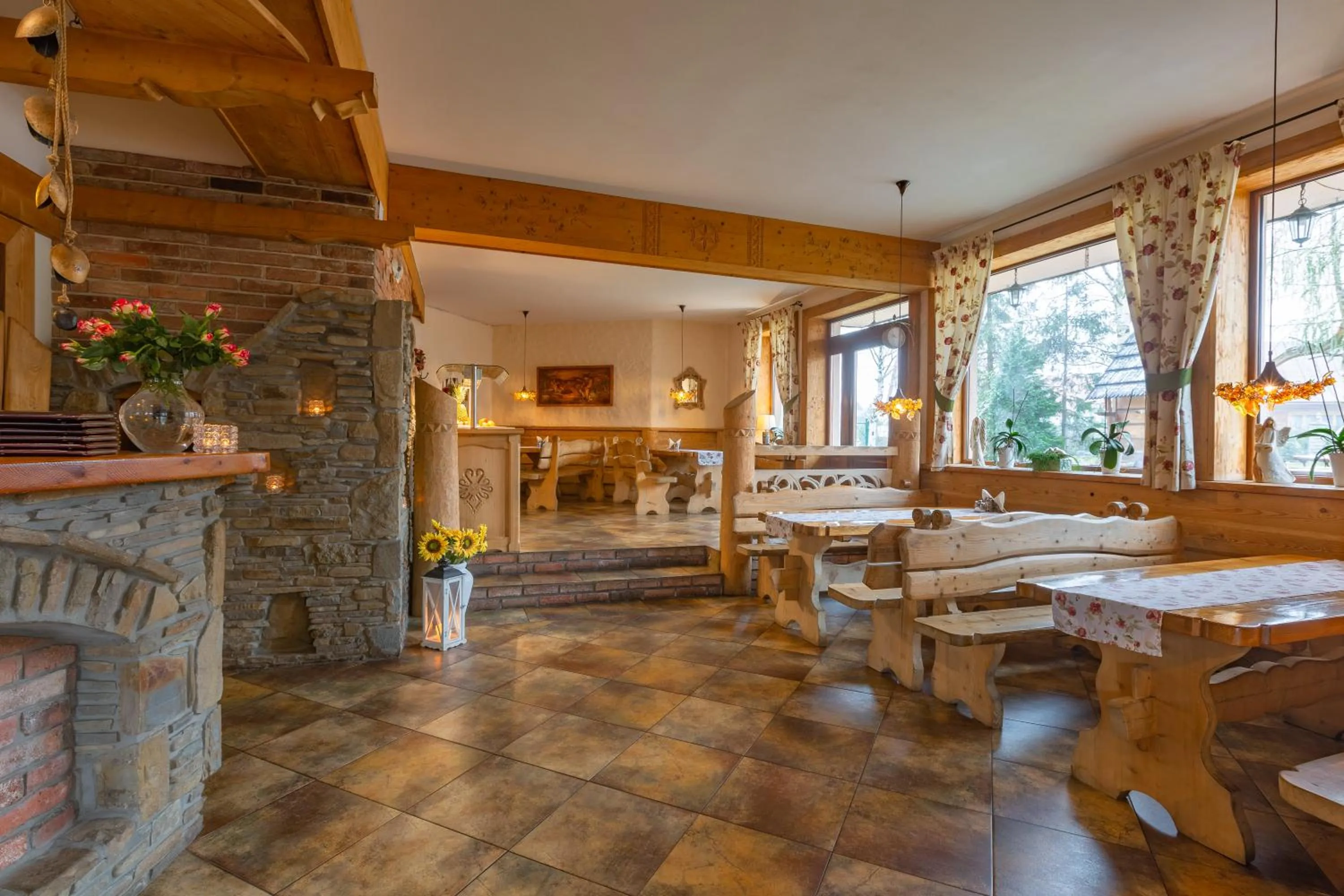 Restaurant/places to eat in Willa Borowianka