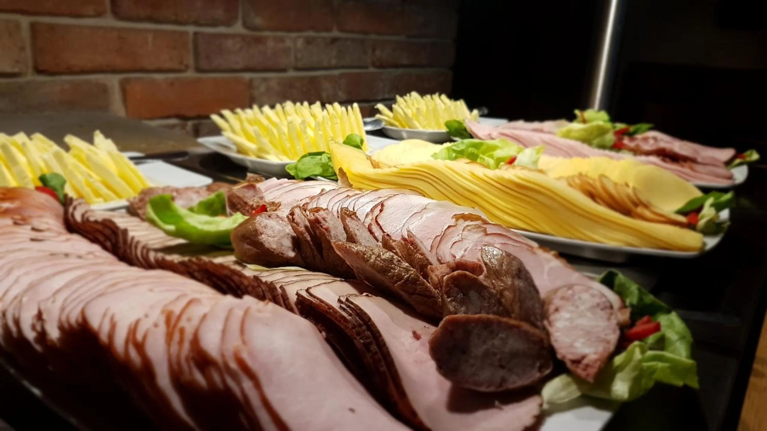 Buffet breakfast in Willa Borowianka