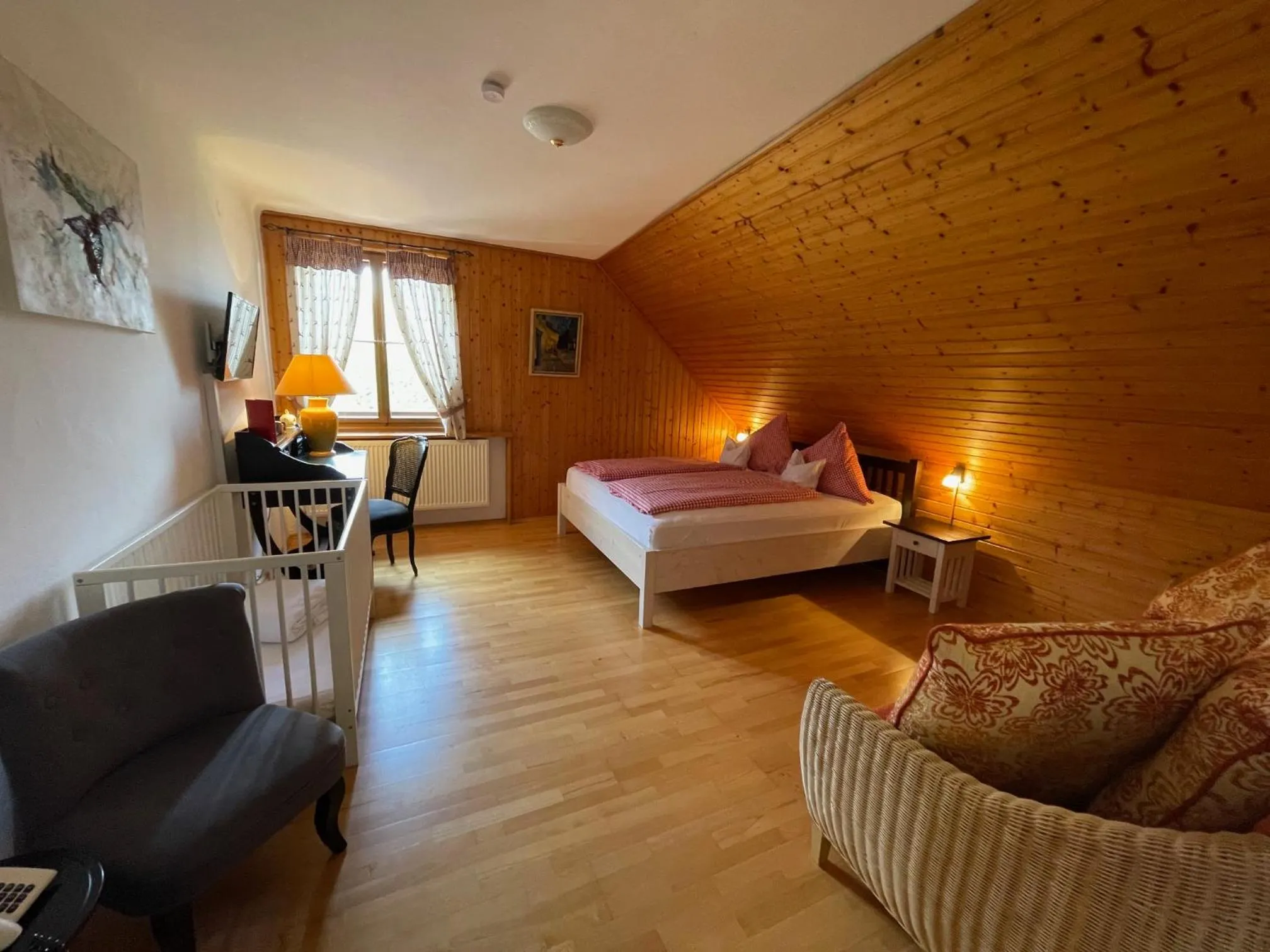 Photo of the whole room, Bed in Gasthof Martinihof