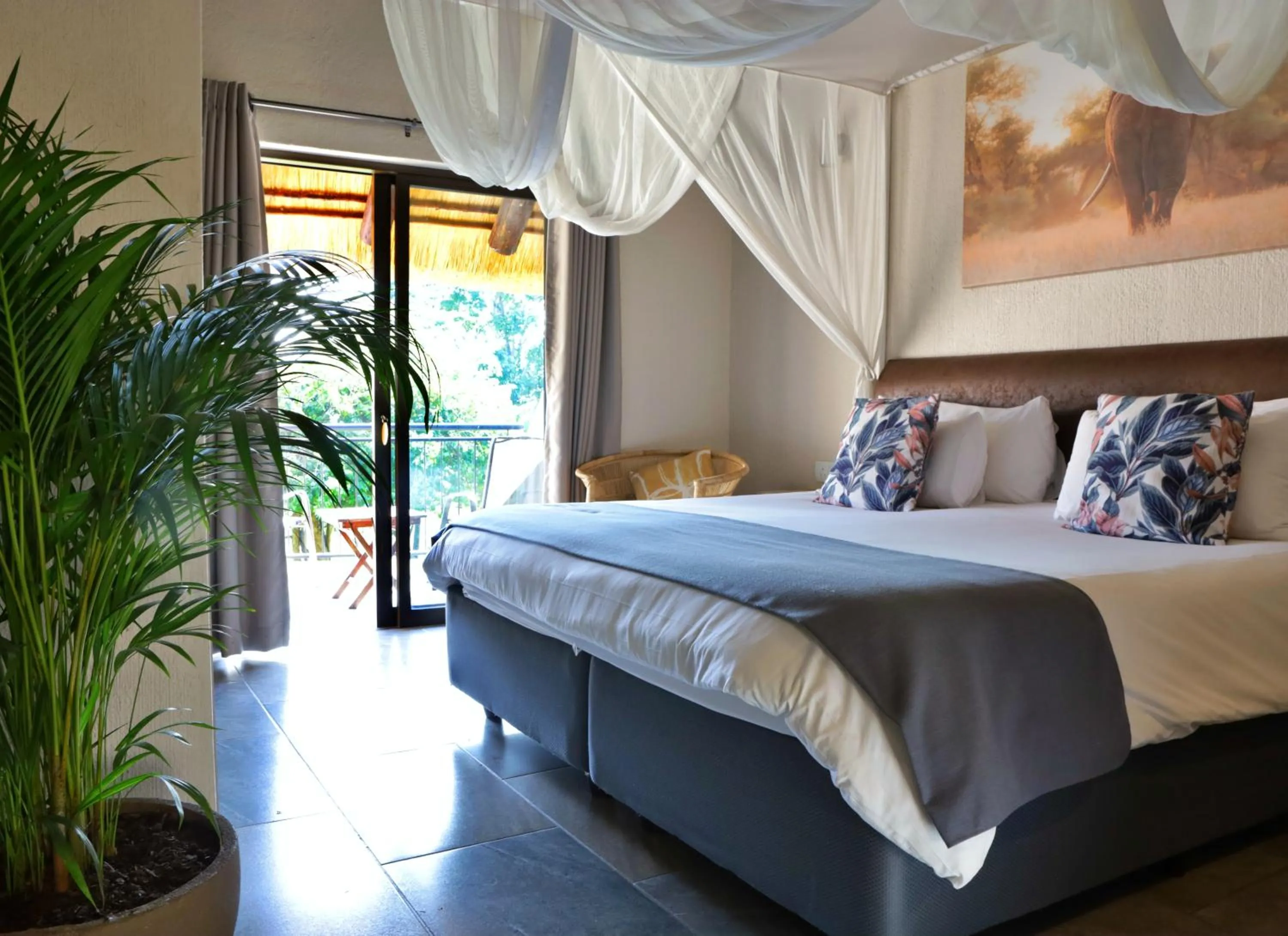 Bedroom, Bed in Umbhaba Eco Lodge