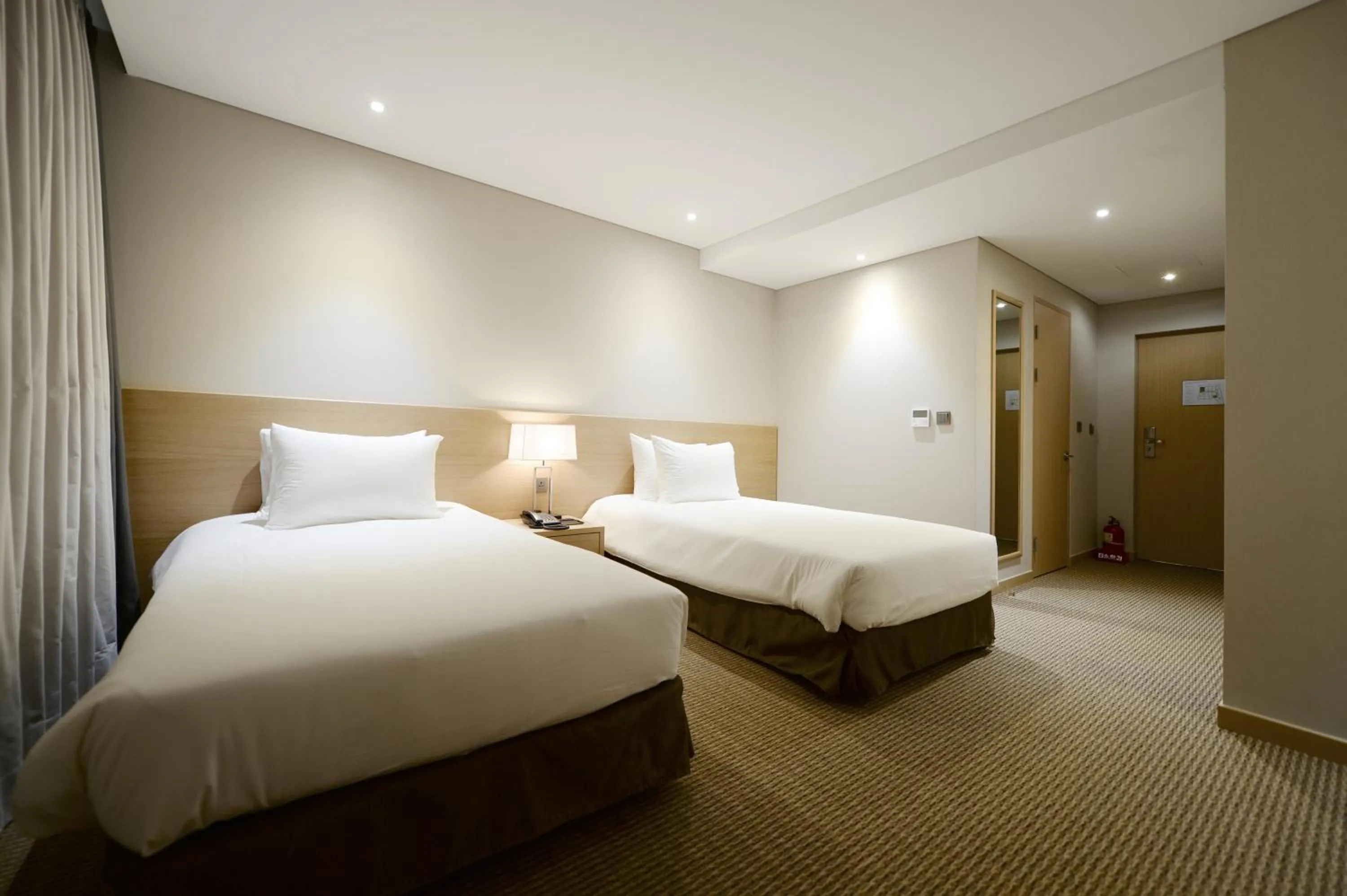 Decorative detail, Bed in Hotel New Oriental Myeongdong