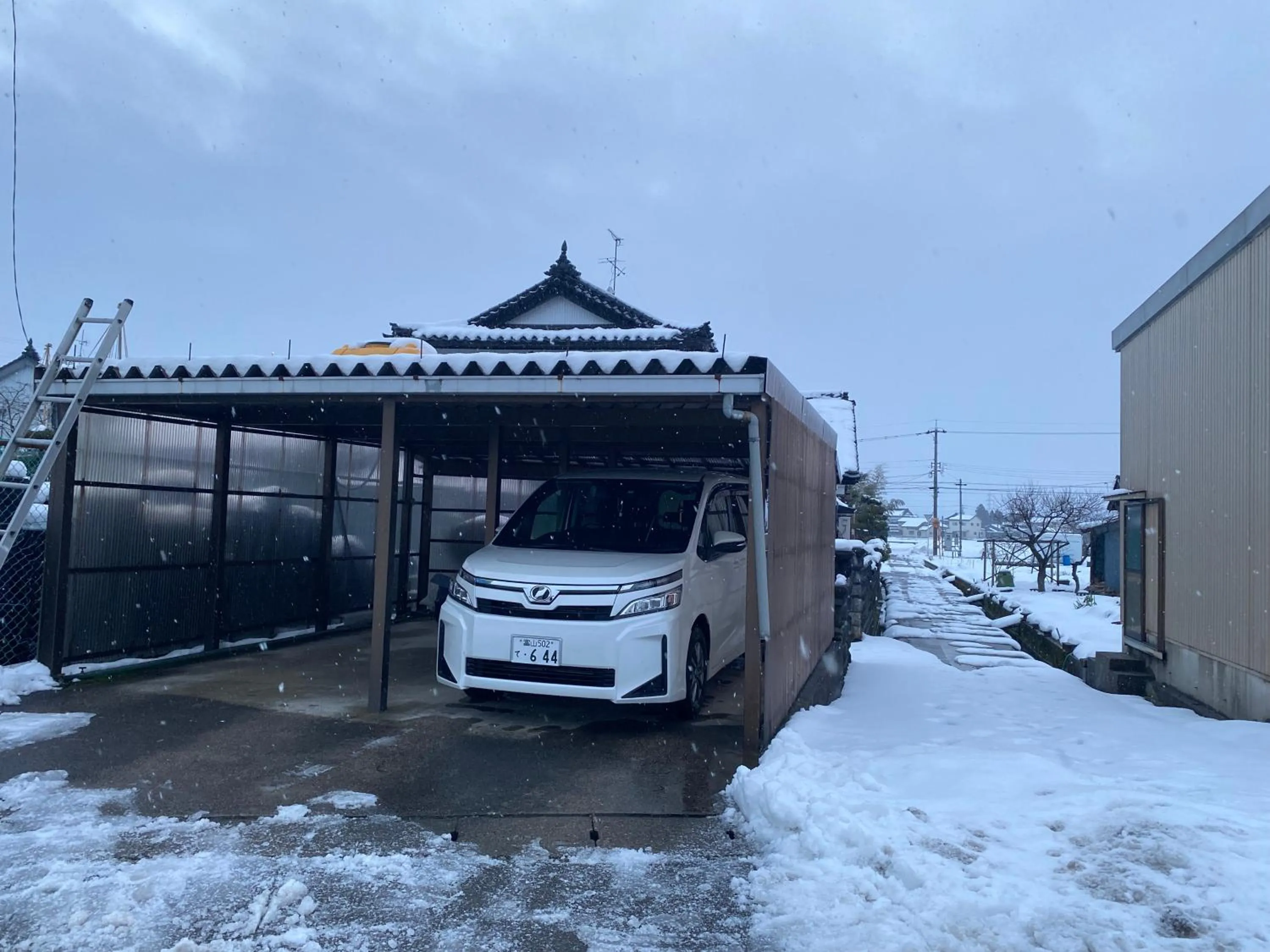 Parking in Relaxing house de Akemi