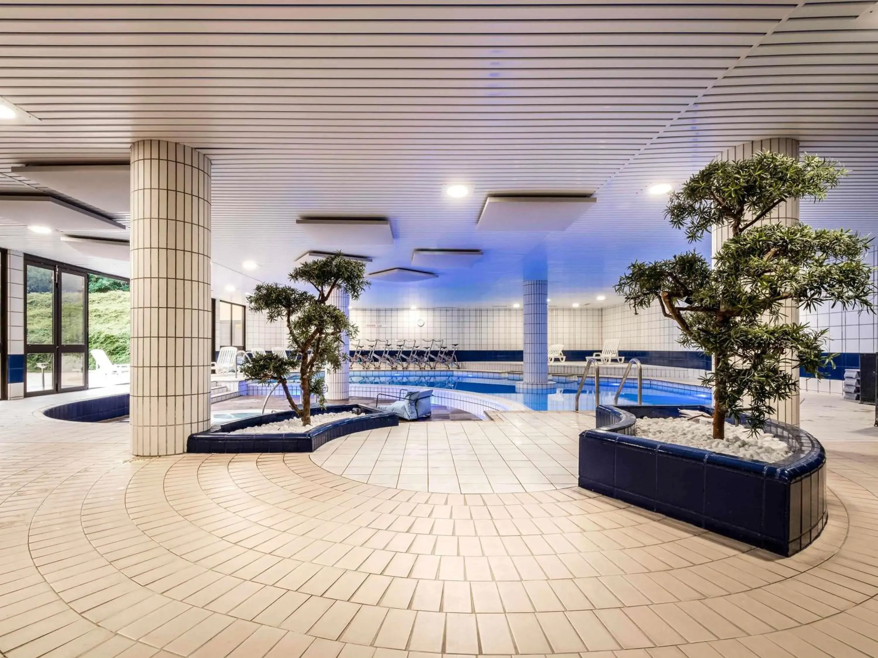 Pool view in Mercure Tours Sud Pool view in Mercure Tours Sud