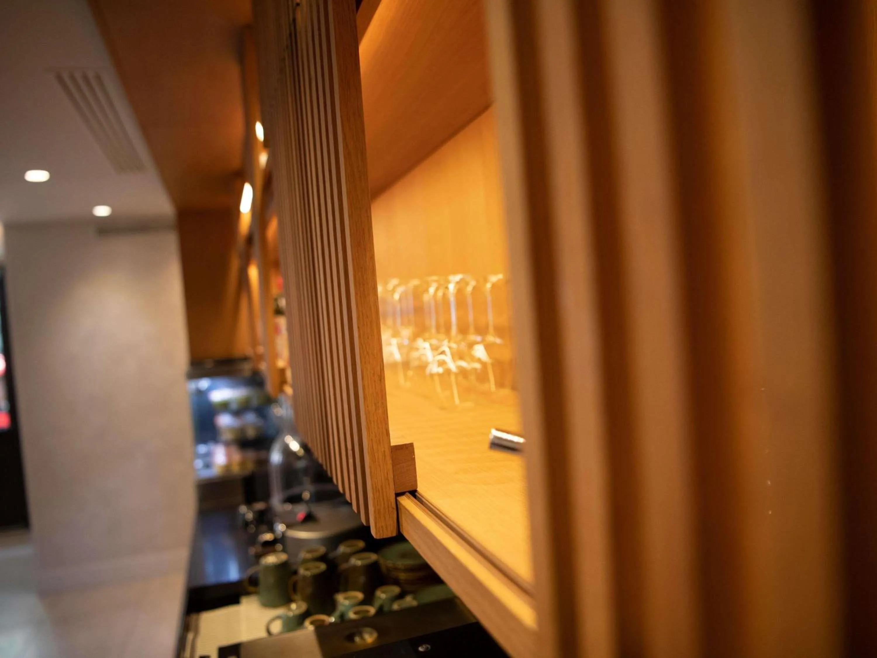 Lounge or bar in Mercure Paris Opera Garnier Hôtel & Spa