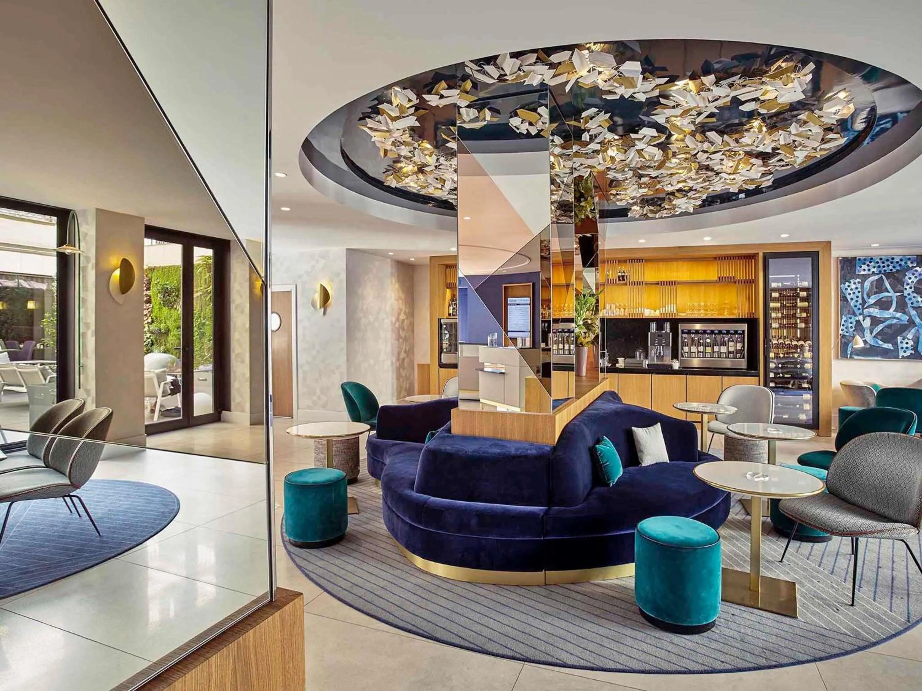 Property building in Mercure Paris Opera Garnier Hôtel & Spa