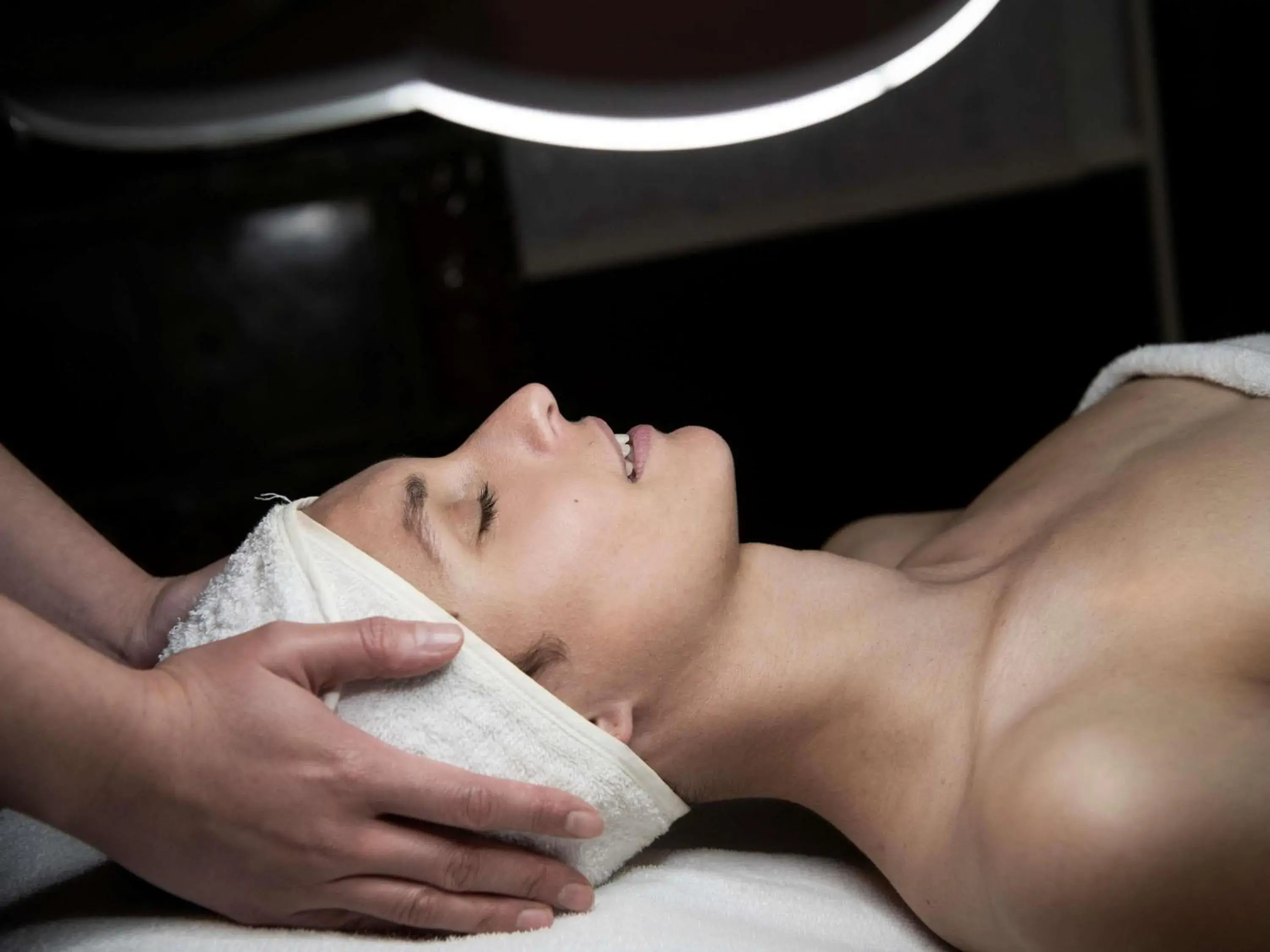 Spa and wellness centre/facilities in Mercure Paris Opera Garnier Hôtel & Spa Spa and wellness centre/facilities in Mercure Paris Opera Garnier Hôtel & Spa