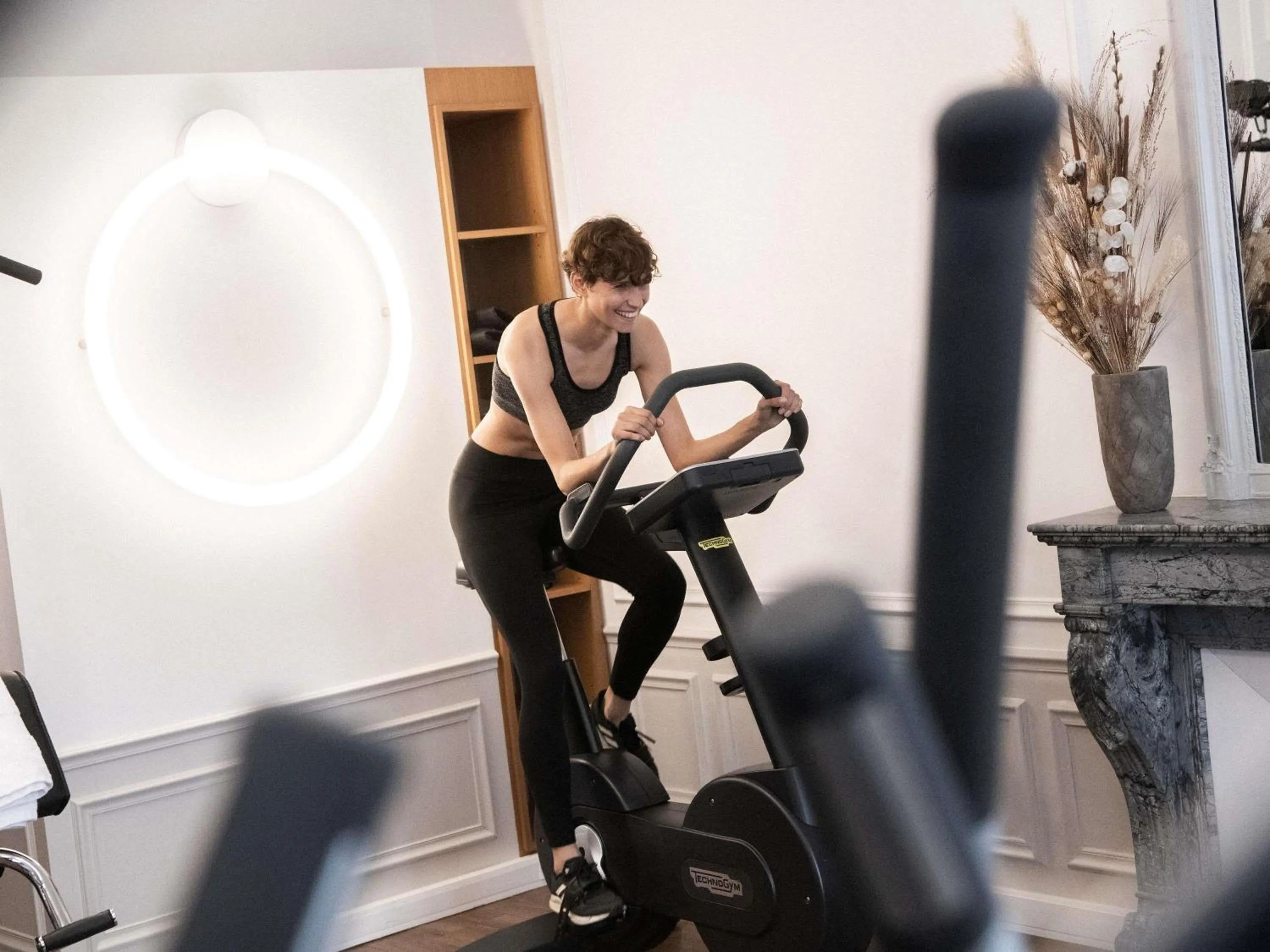 Fitness centre/facilities in Mercure Paris Opera Garnier Hôtel & Spa