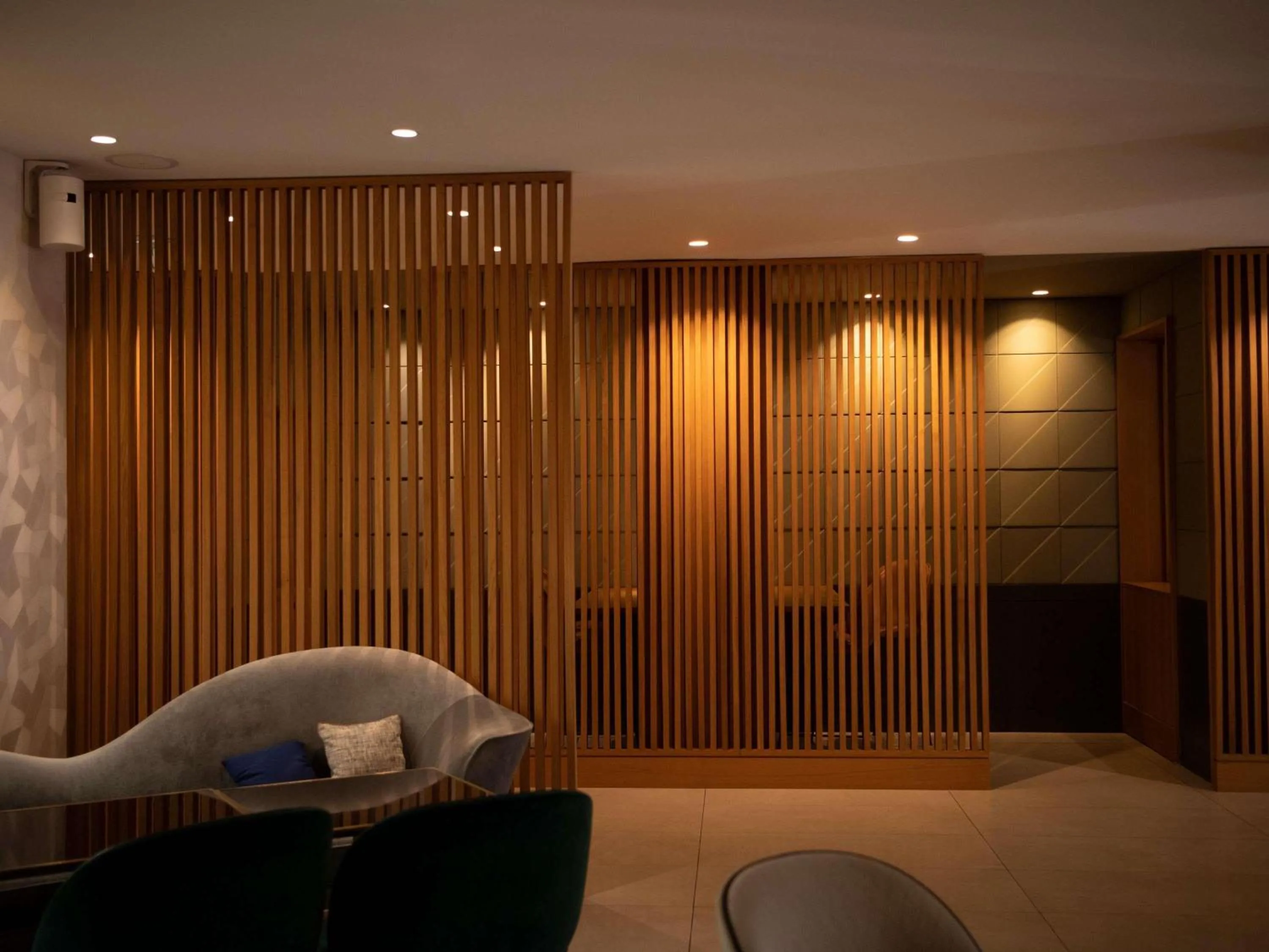 Property building in Mercure Paris Opera Garnier Hôtel & Spa