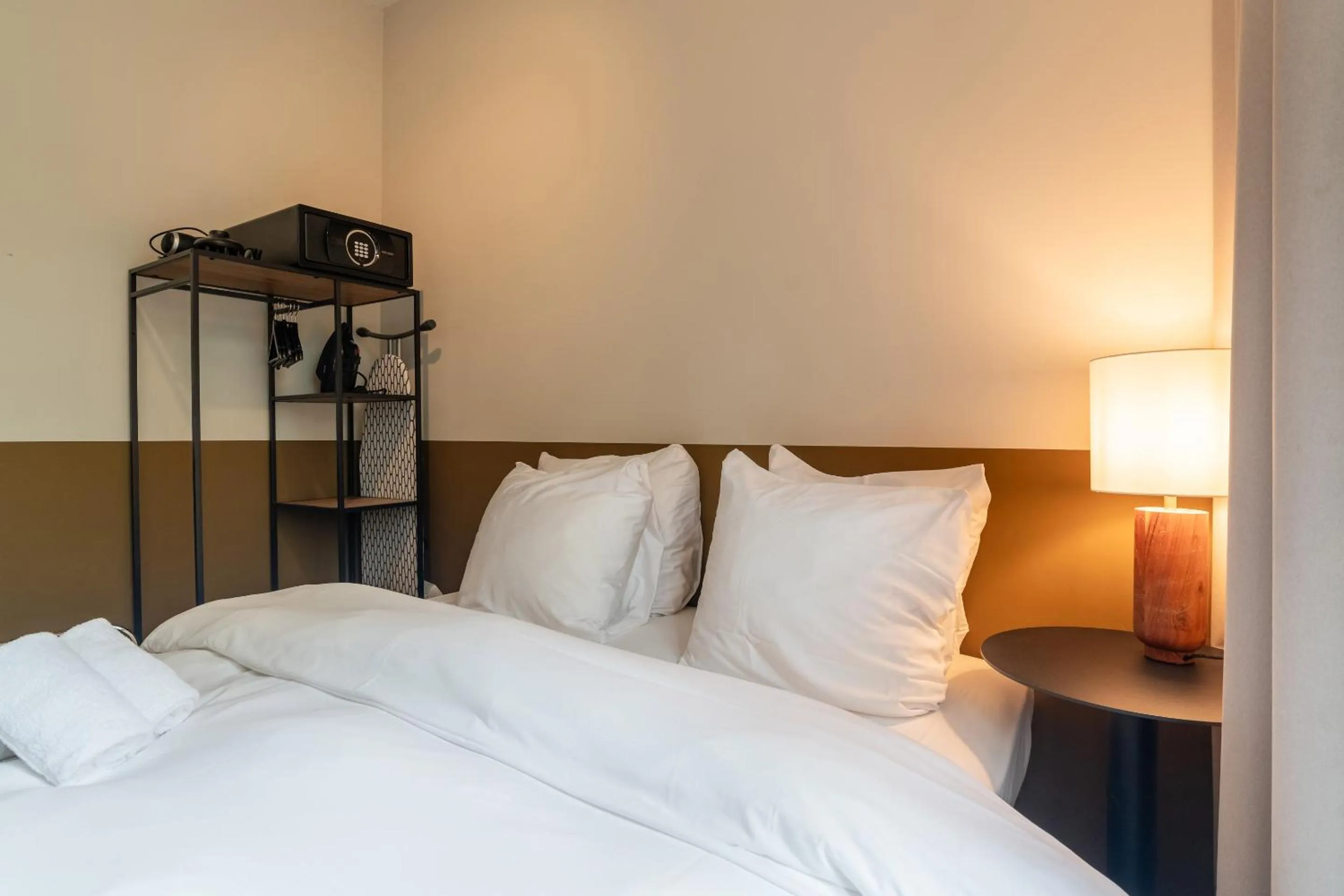 Bedroom, Bed in The Hunfeld