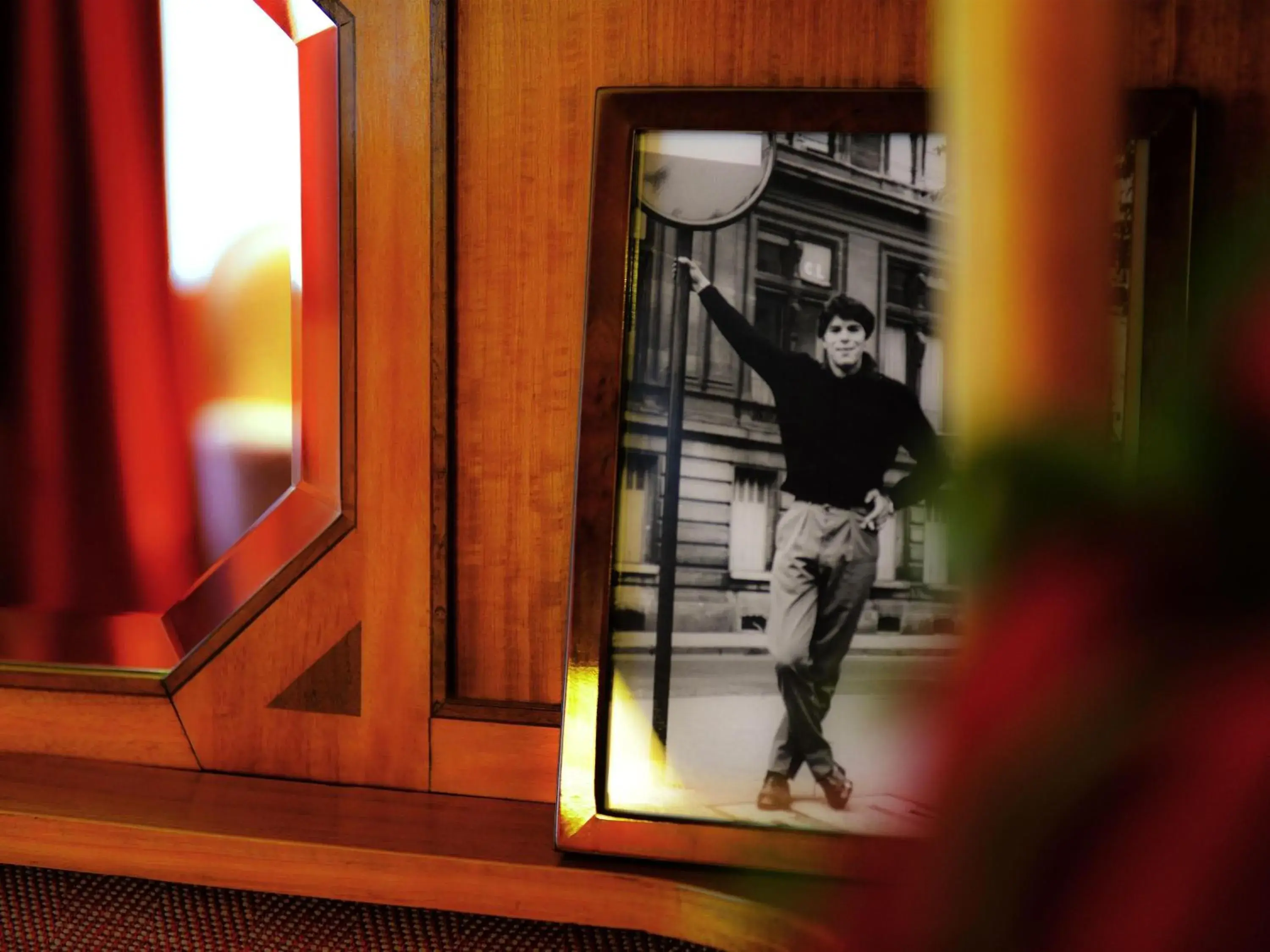 Bedroom in Carlton Hotel Lyon - MGallery Collection Bedroom in Carlton Hotel Lyon - MGallery Collection