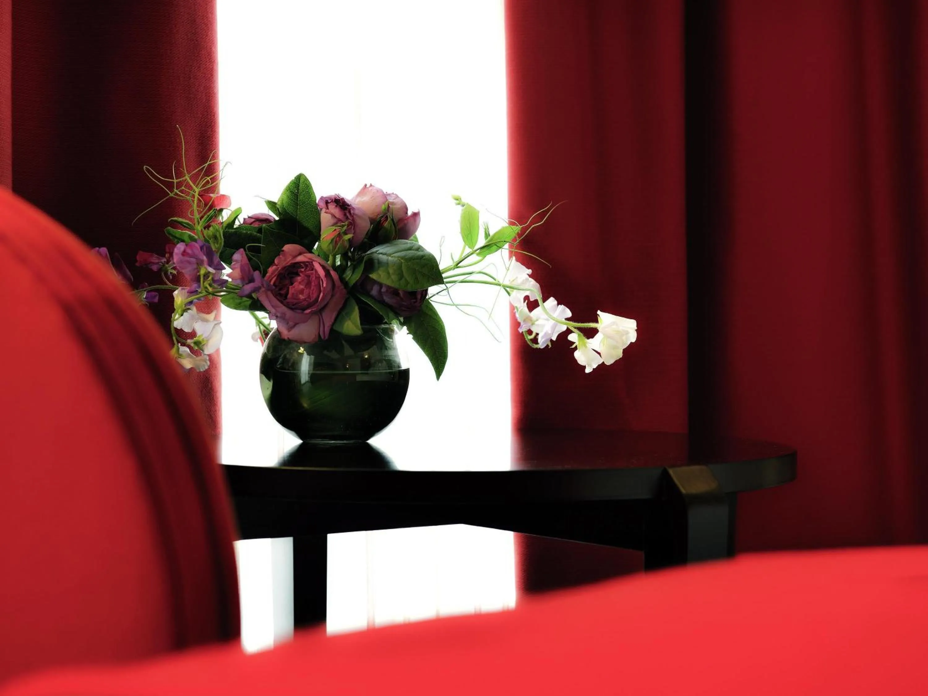 Bedroom in Carlton Hotel Lyon - MGallery Collection