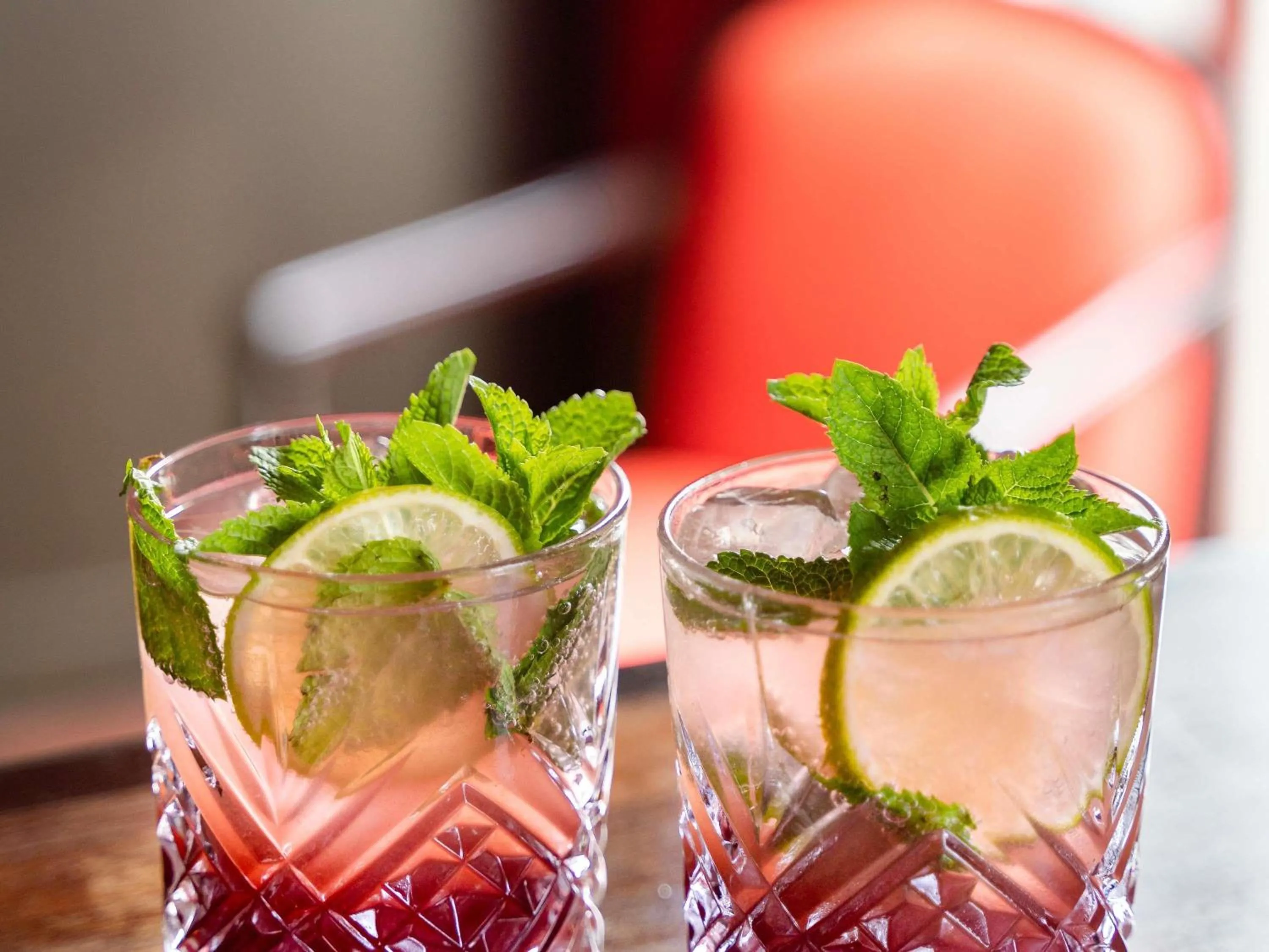 Lounge or bar in Carlton Hotel Lyon - MGallery Collection