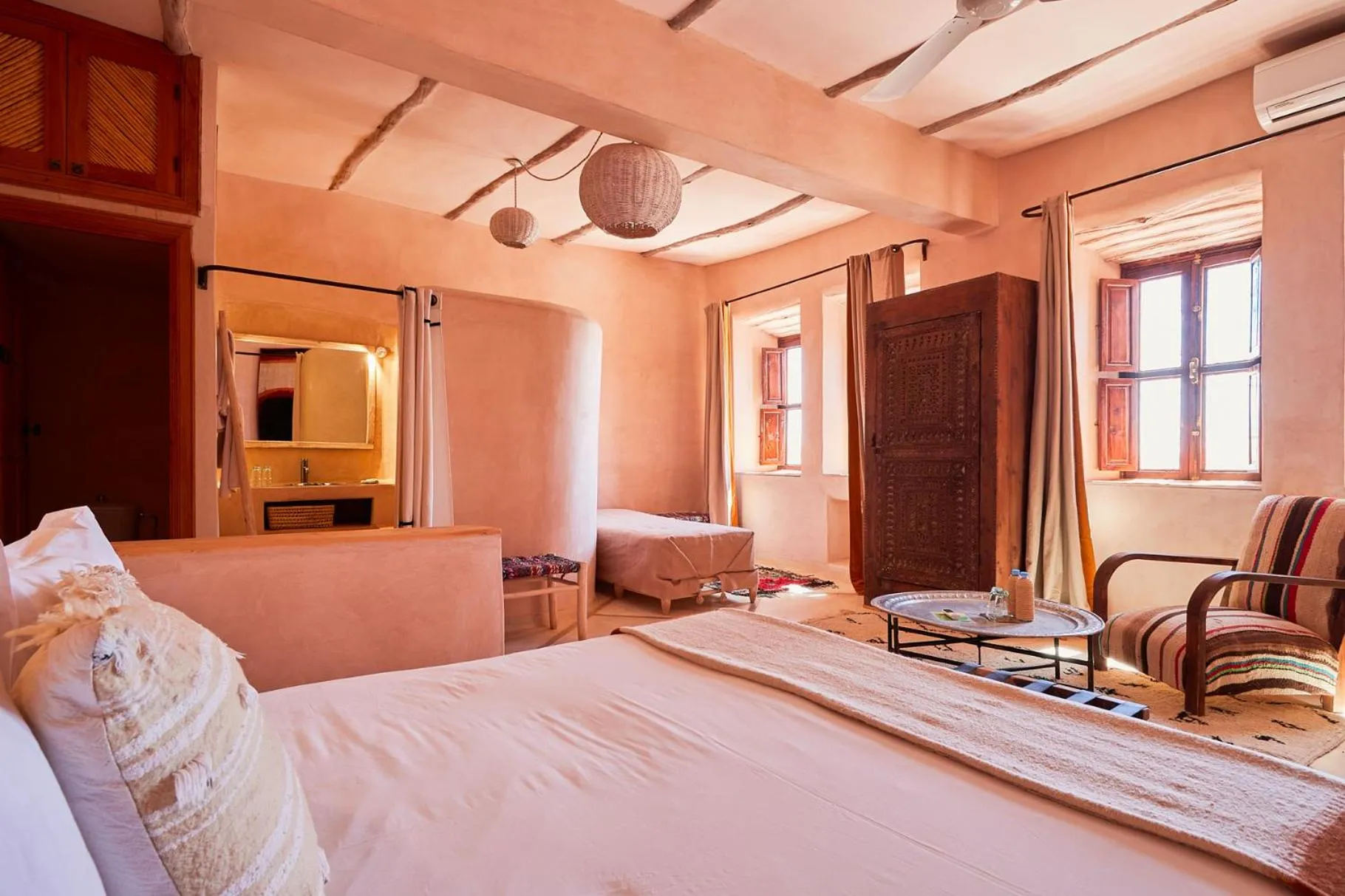 Bed in Riad Caravane