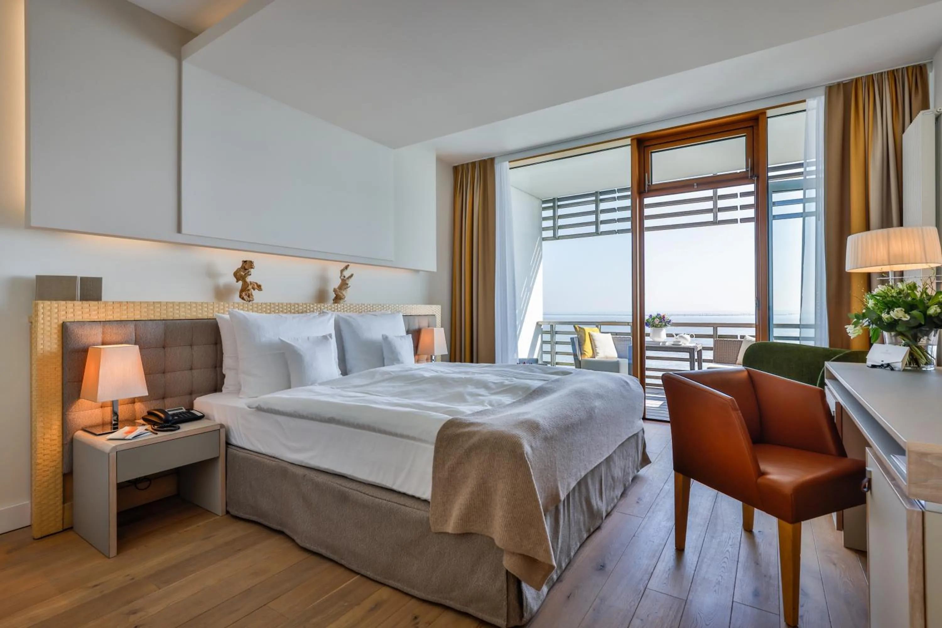 Bed in BUDERSAND Hotel - Golf & Spa - Sylt