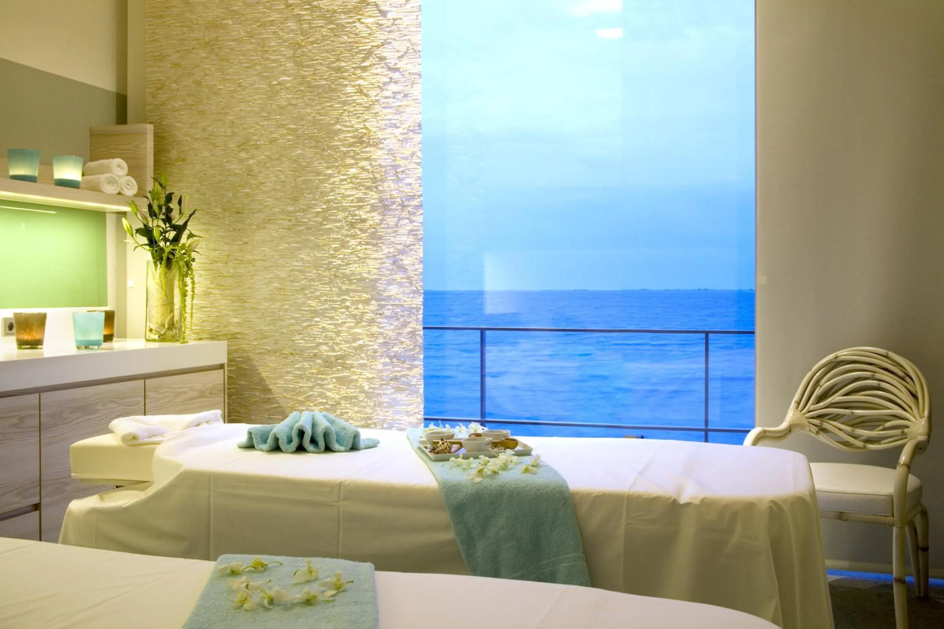 Day, Bed in BUDERSAND Hotel - Golf & Spa - Sylt