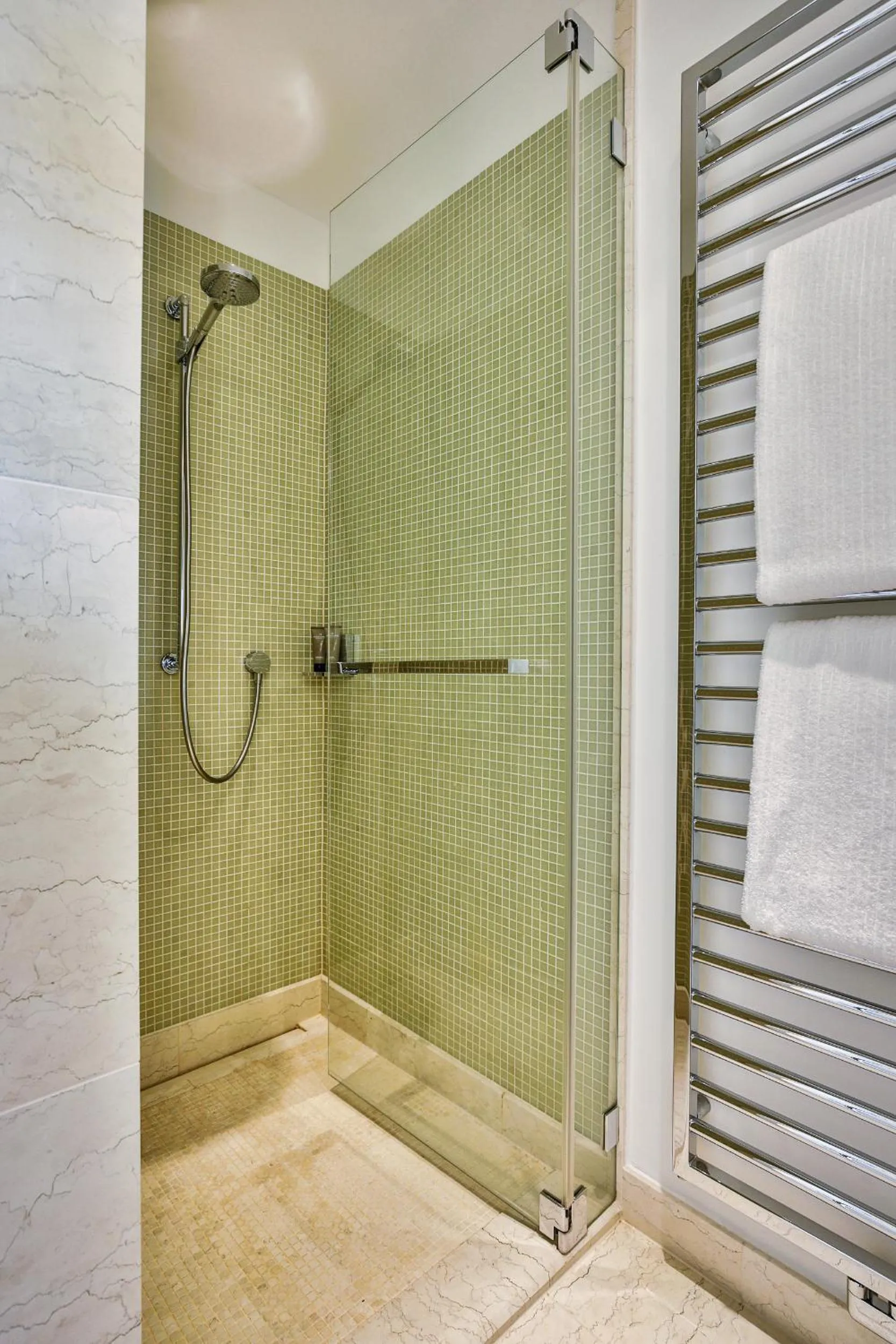 Shower in BUDERSAND Hotel - Golf & Spa - Sylt
