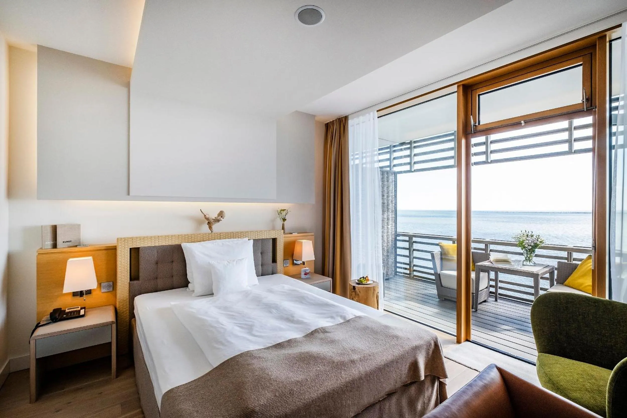 Bed in BUDERSAND Hotel - Golf & Spa - Sylt