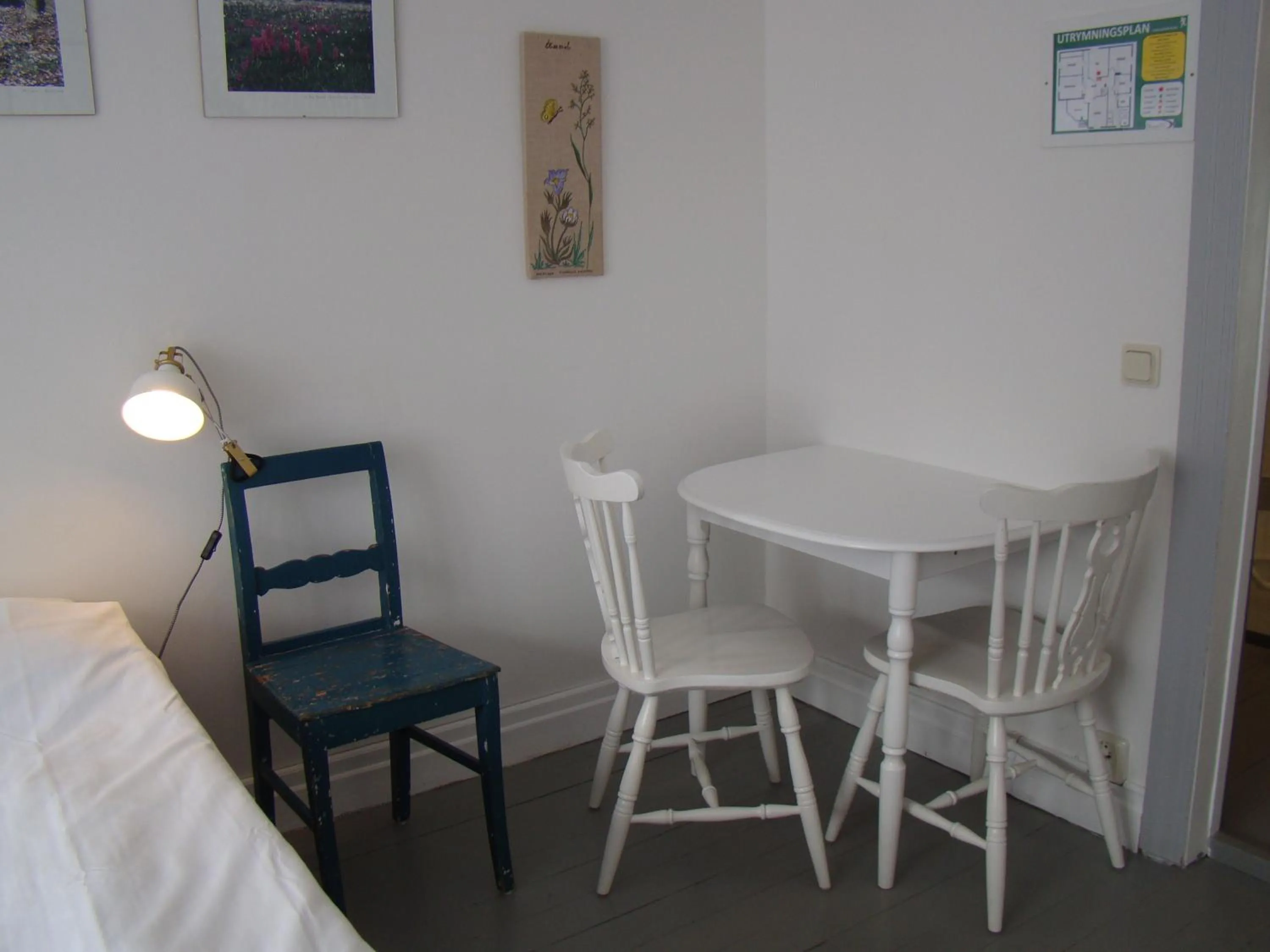 Dining area in ÖlandsRo B&B