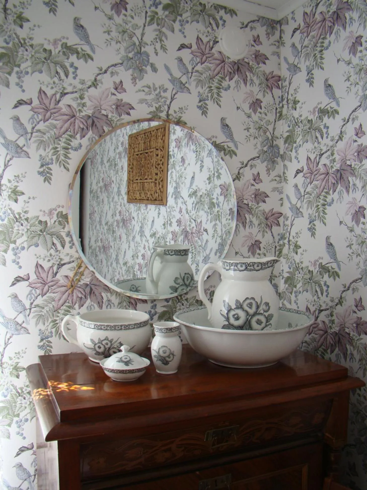 Decorative detail in ÖlandsRo B&B