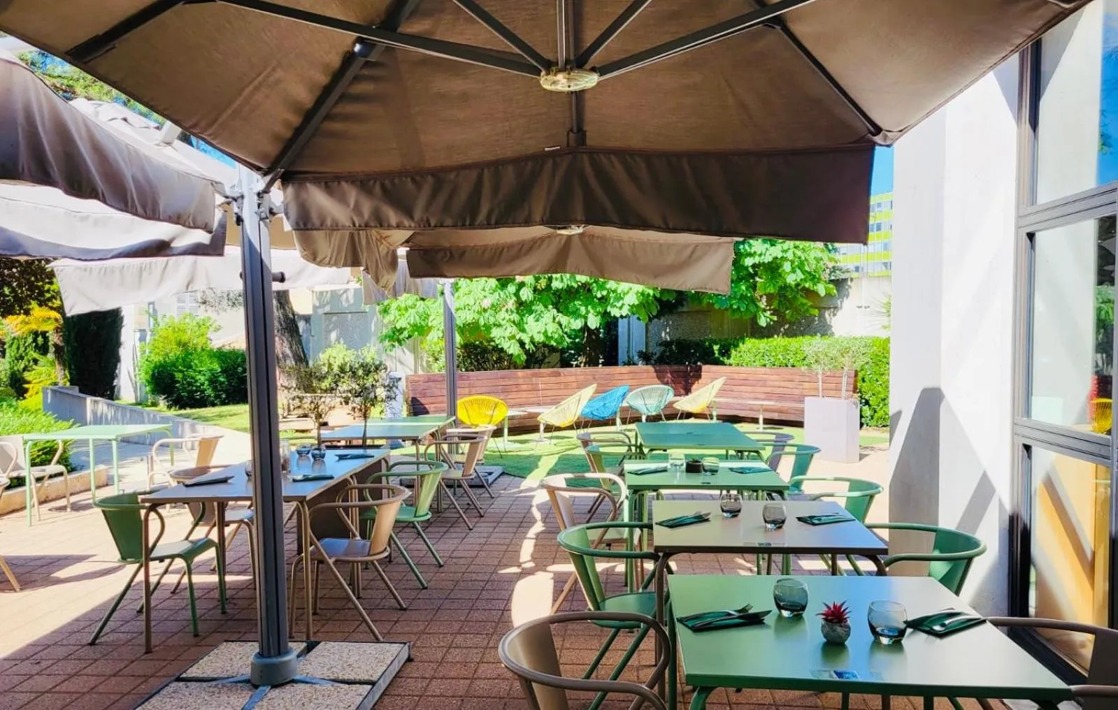 Patio in Mercure Niort Marais Poitevin