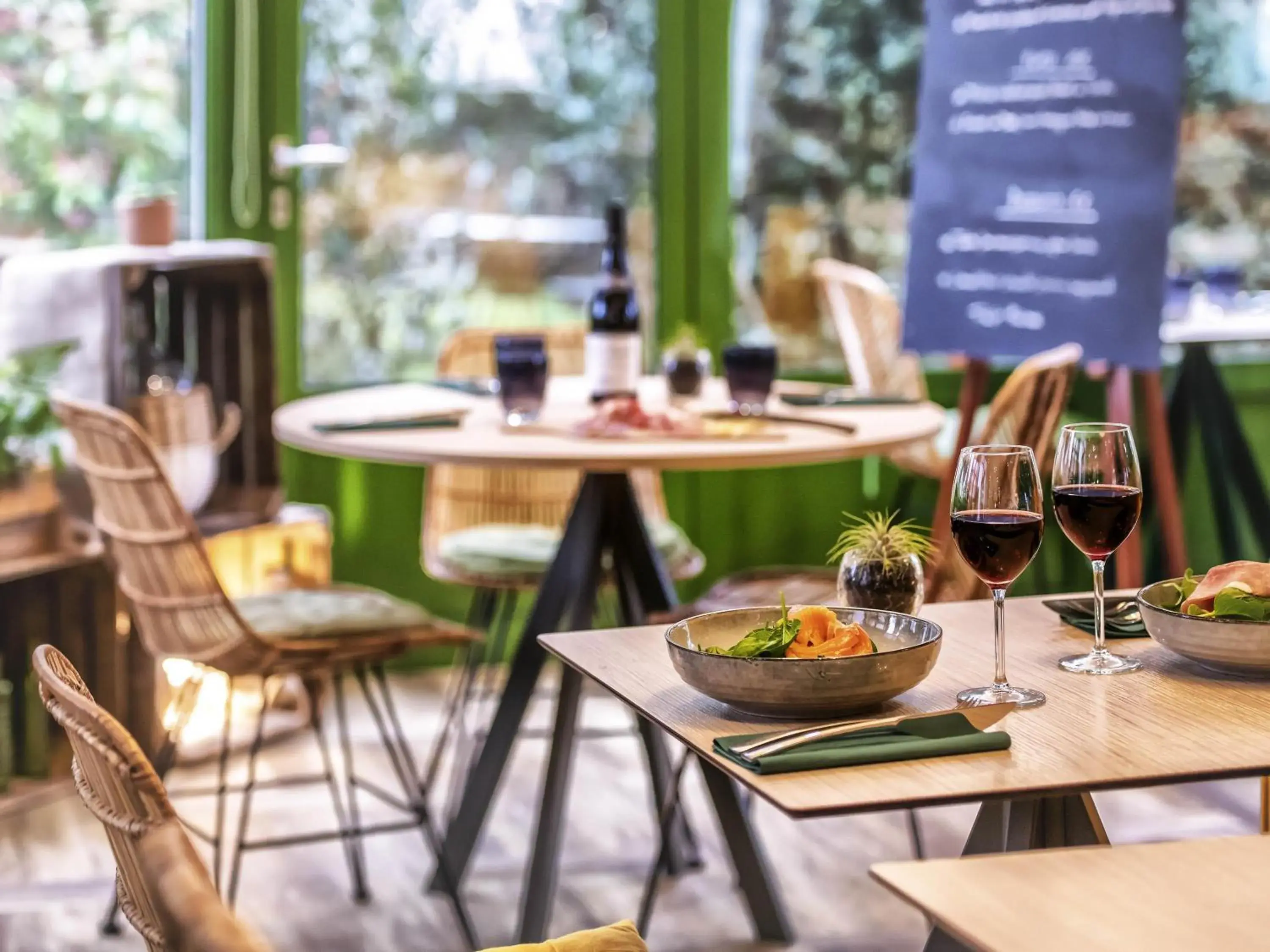 Restaurant/places to eat in Mercure Niort Marais Poitevin Restaurant/places to eat in Mercure Niort Marais Poitevin