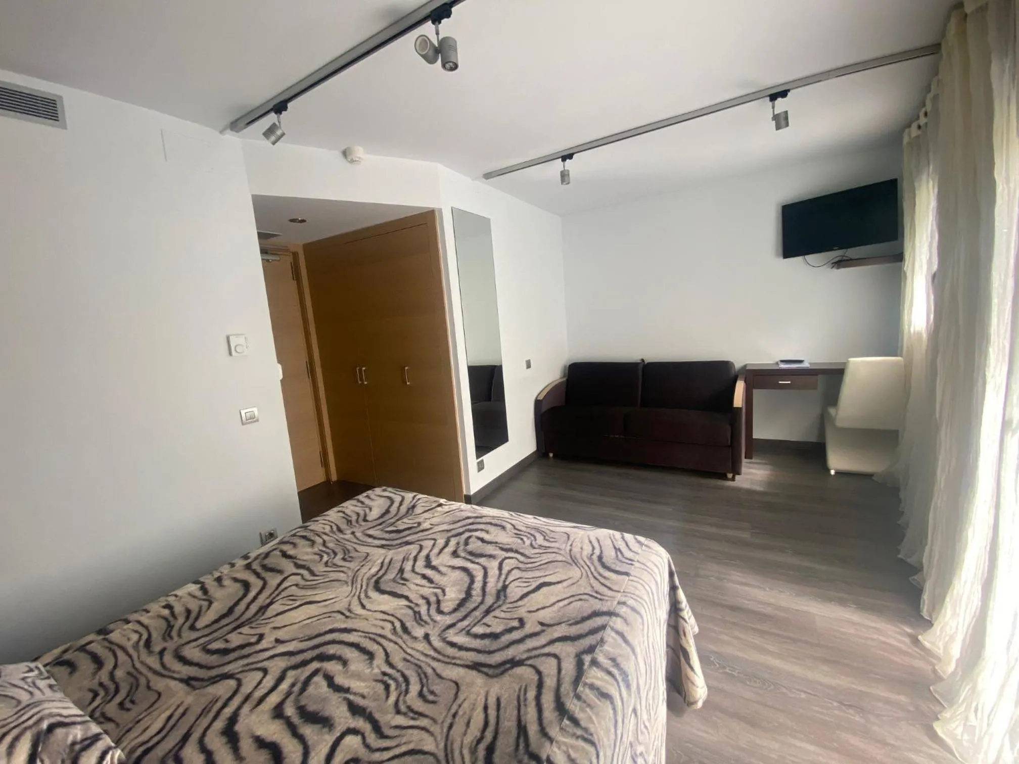 Bed in Hotel 9 Sant Antoni Only Adults