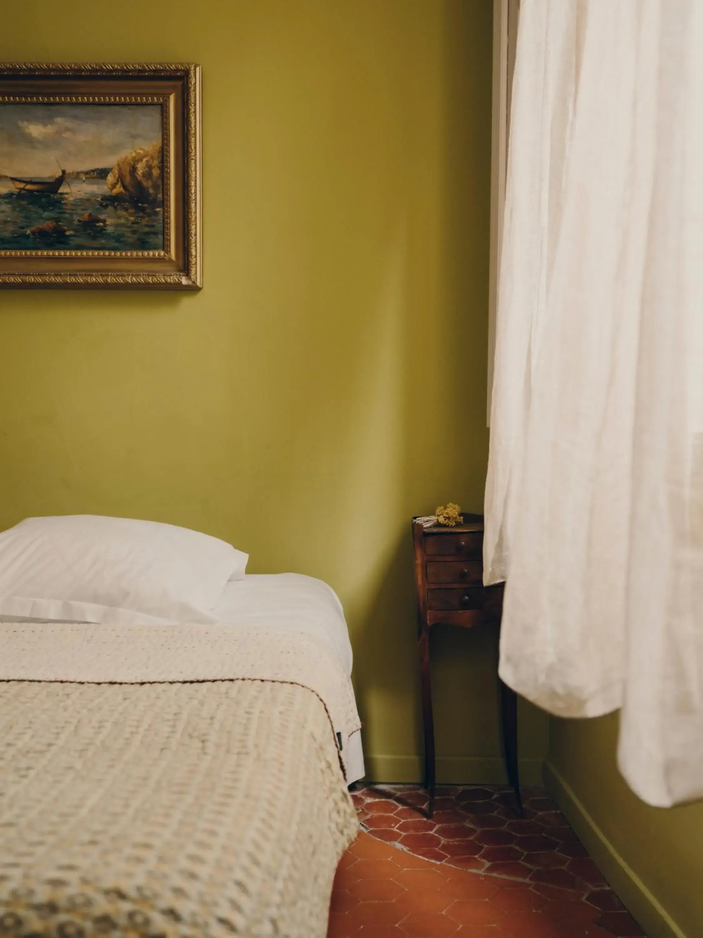 Double Room First Floor in La Maison d'Odette Double Room First Floor in La Maison d'Odette