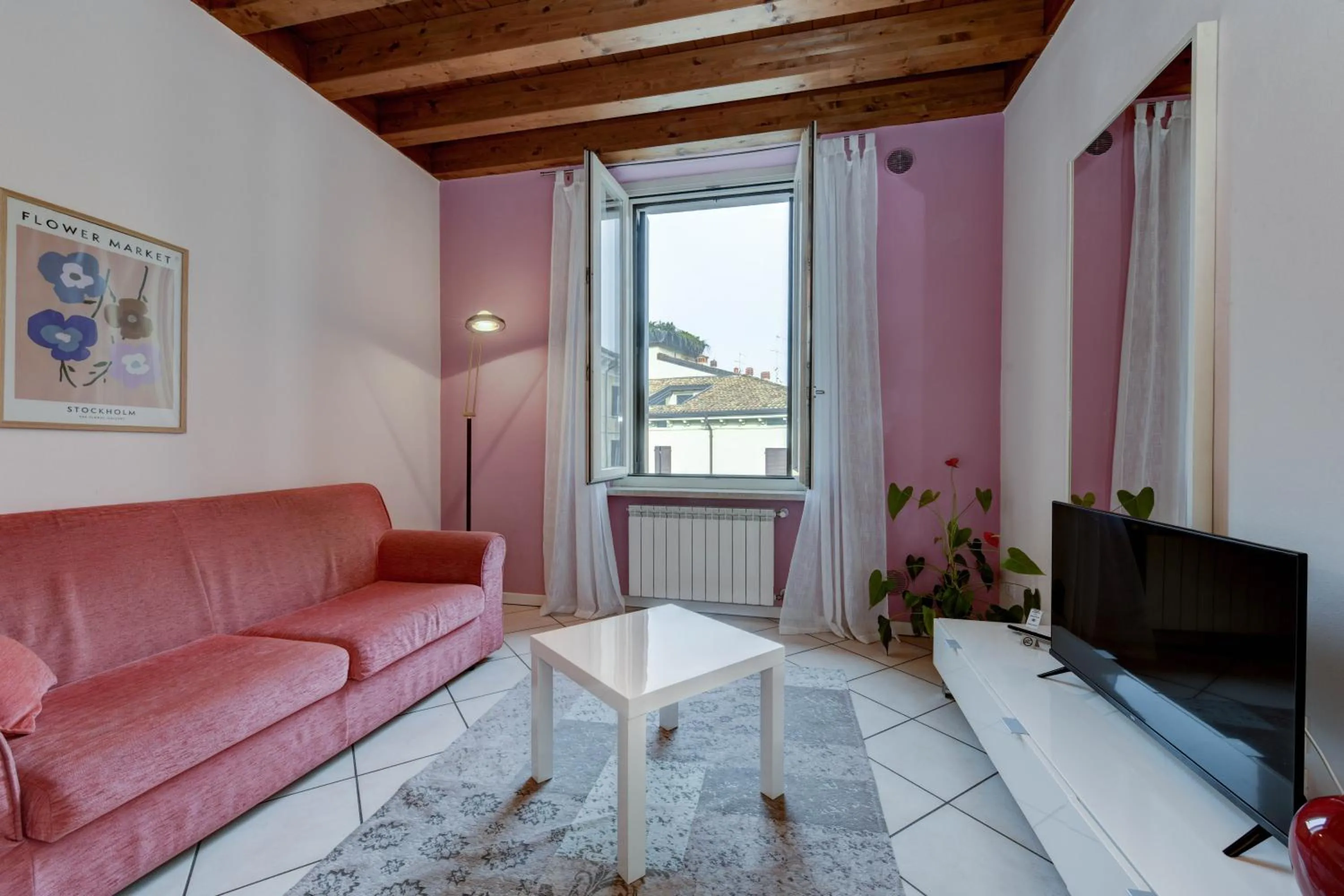 Living room in Flowers Apartments