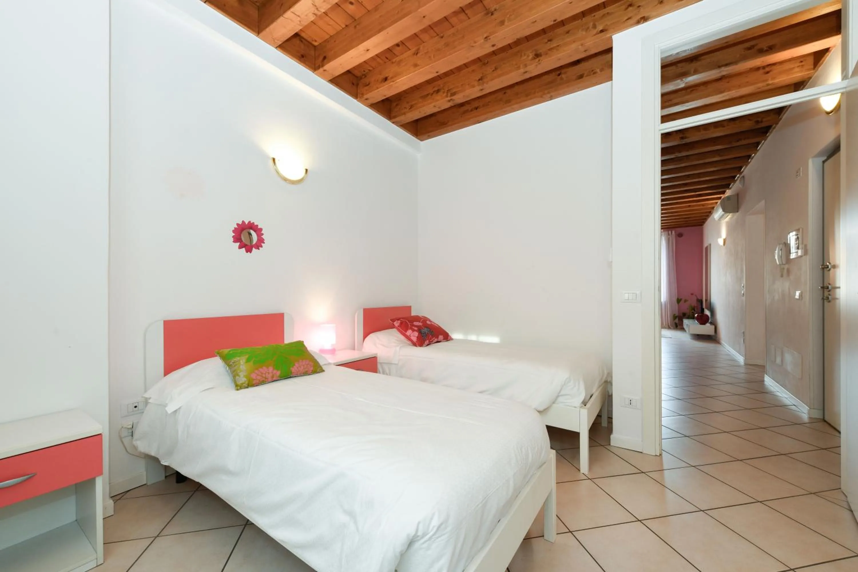 Bedroom, Bed in Flowers Apartments