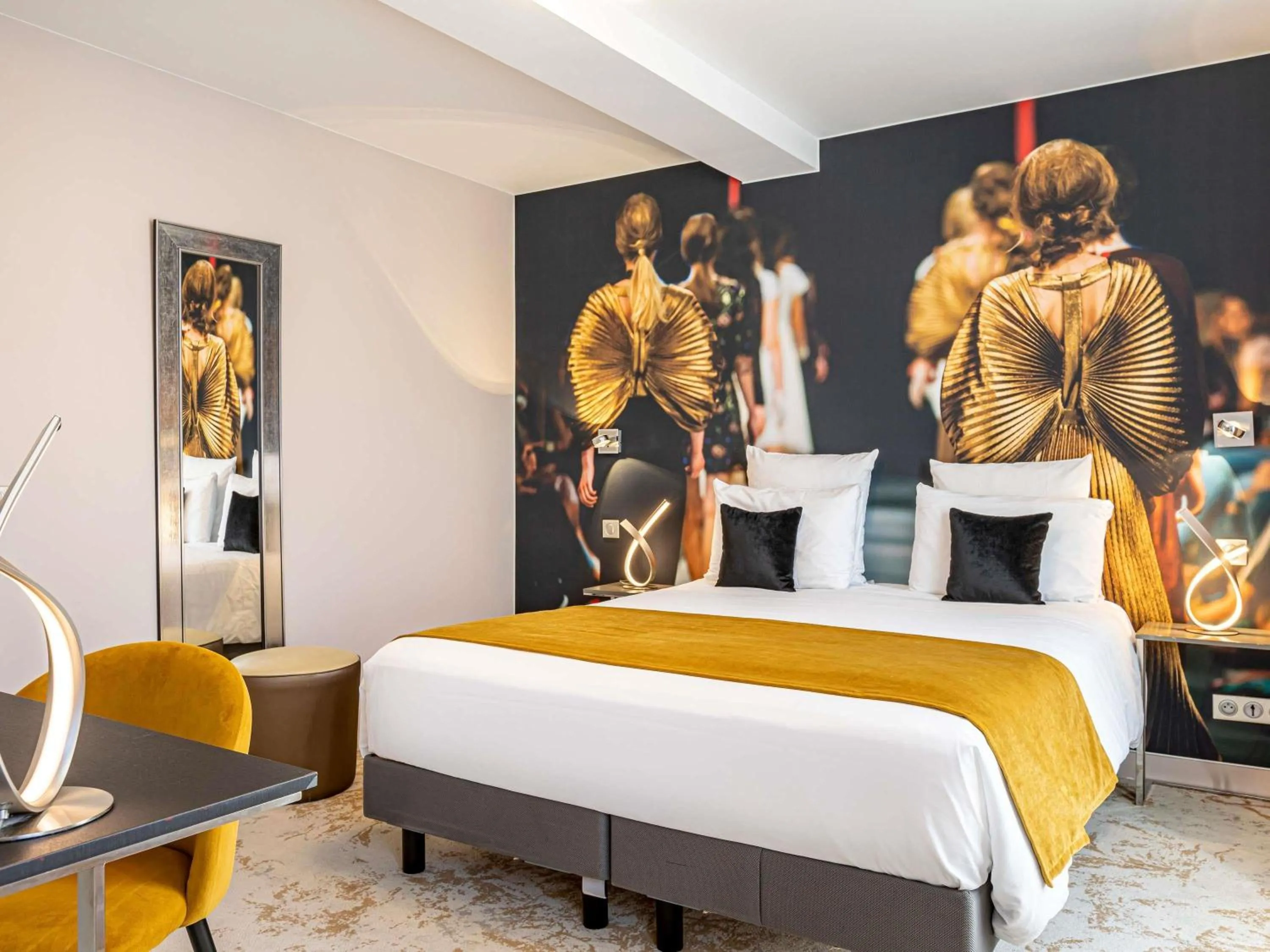 Bedroom, Bed in Mercure Paris Place d'Italie