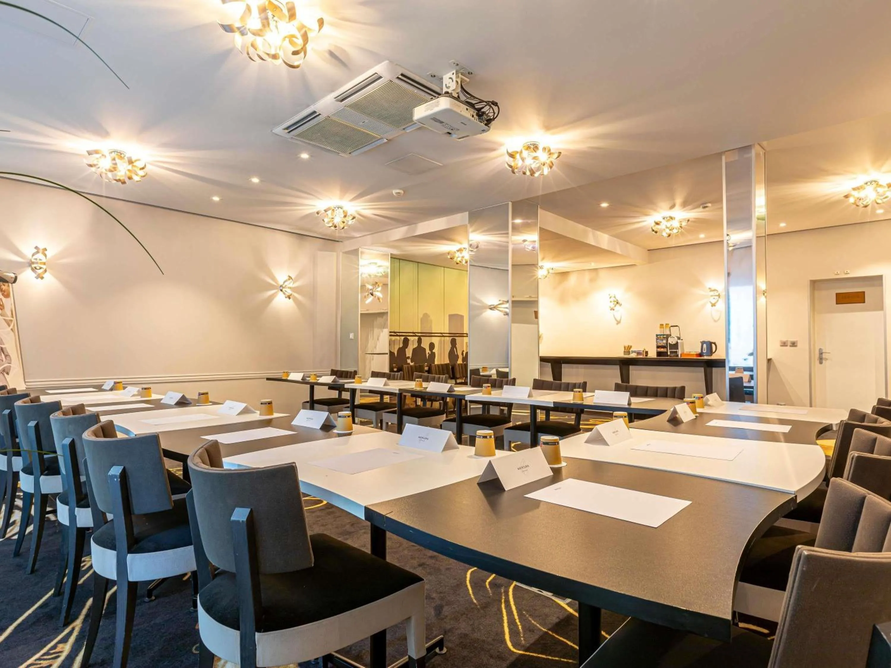 Meeting/conference room in Mercure Paris Place d'Italie
