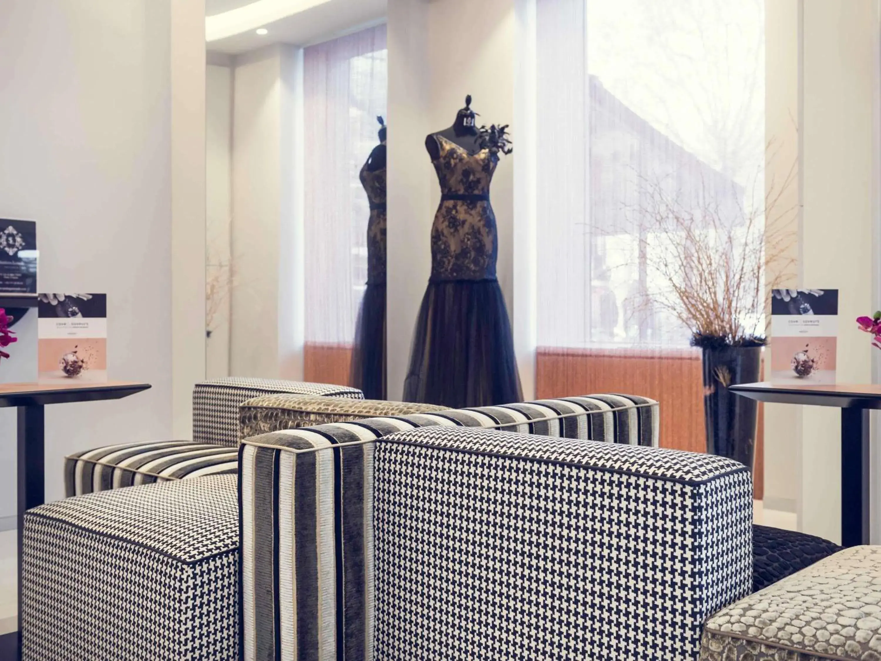 Property building in Mercure Paris Place d'Italie Property building in Mercure Paris Place d'Italie