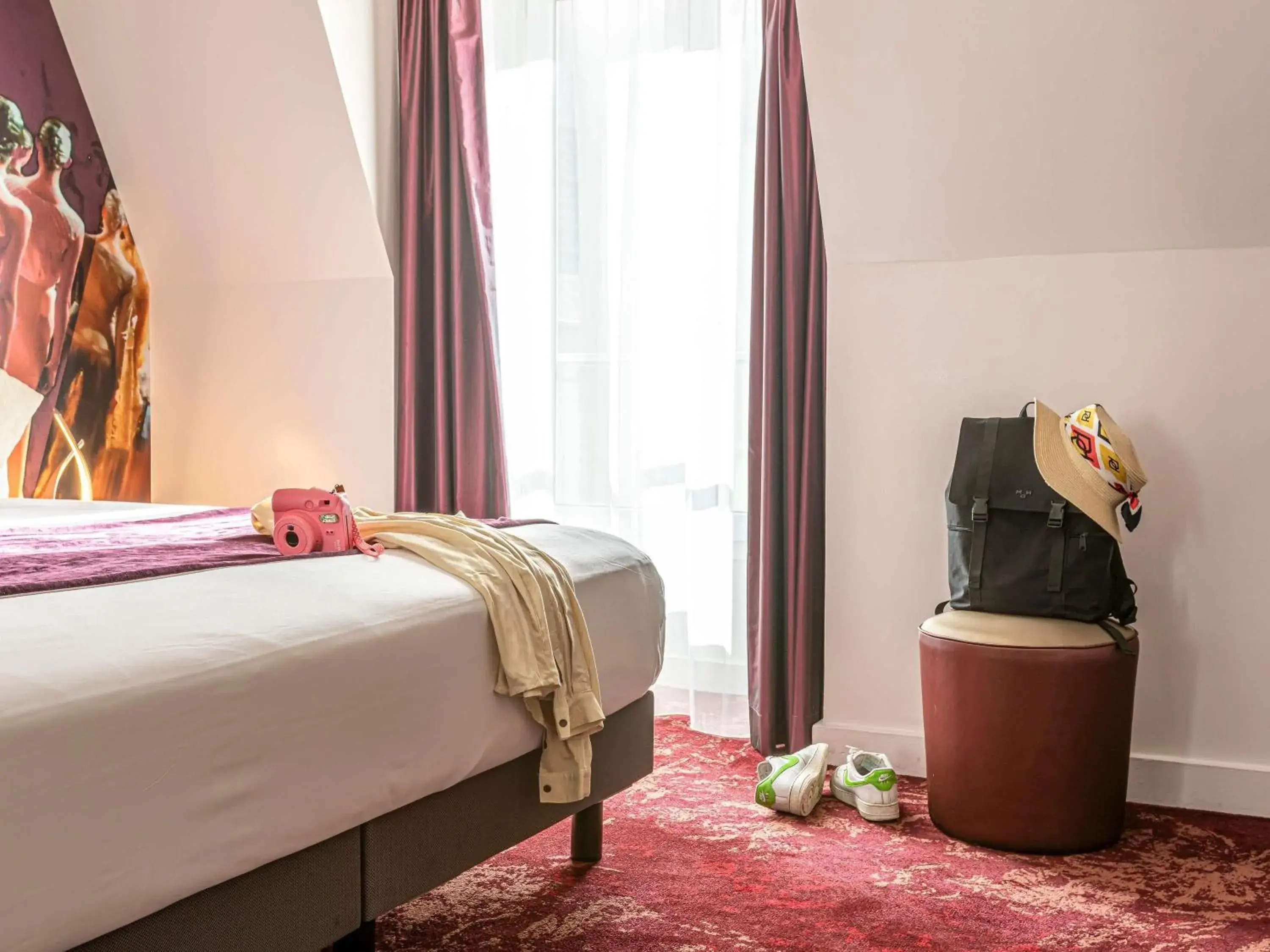 Bedroom, Bed in Mercure Paris Place d'Italie Bedroom, Bed in Mercure Paris Place d'Italie