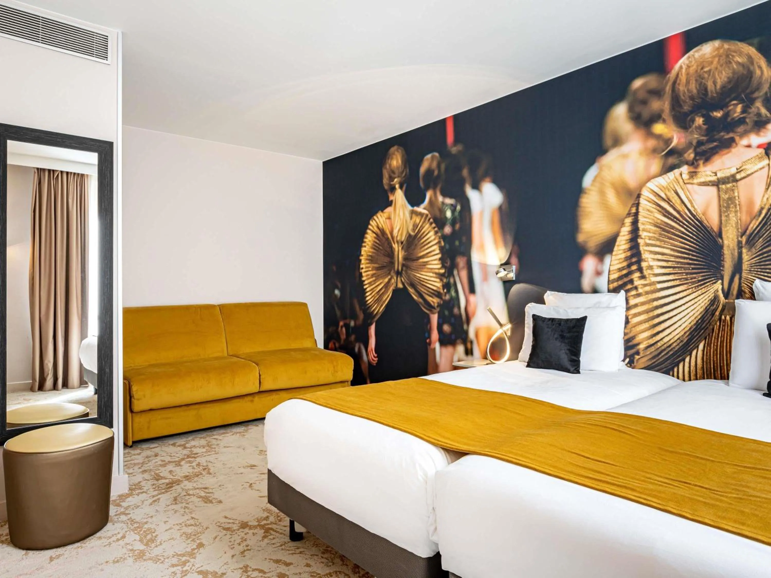 Bedroom, Bed in Mercure Paris Place d'Italie