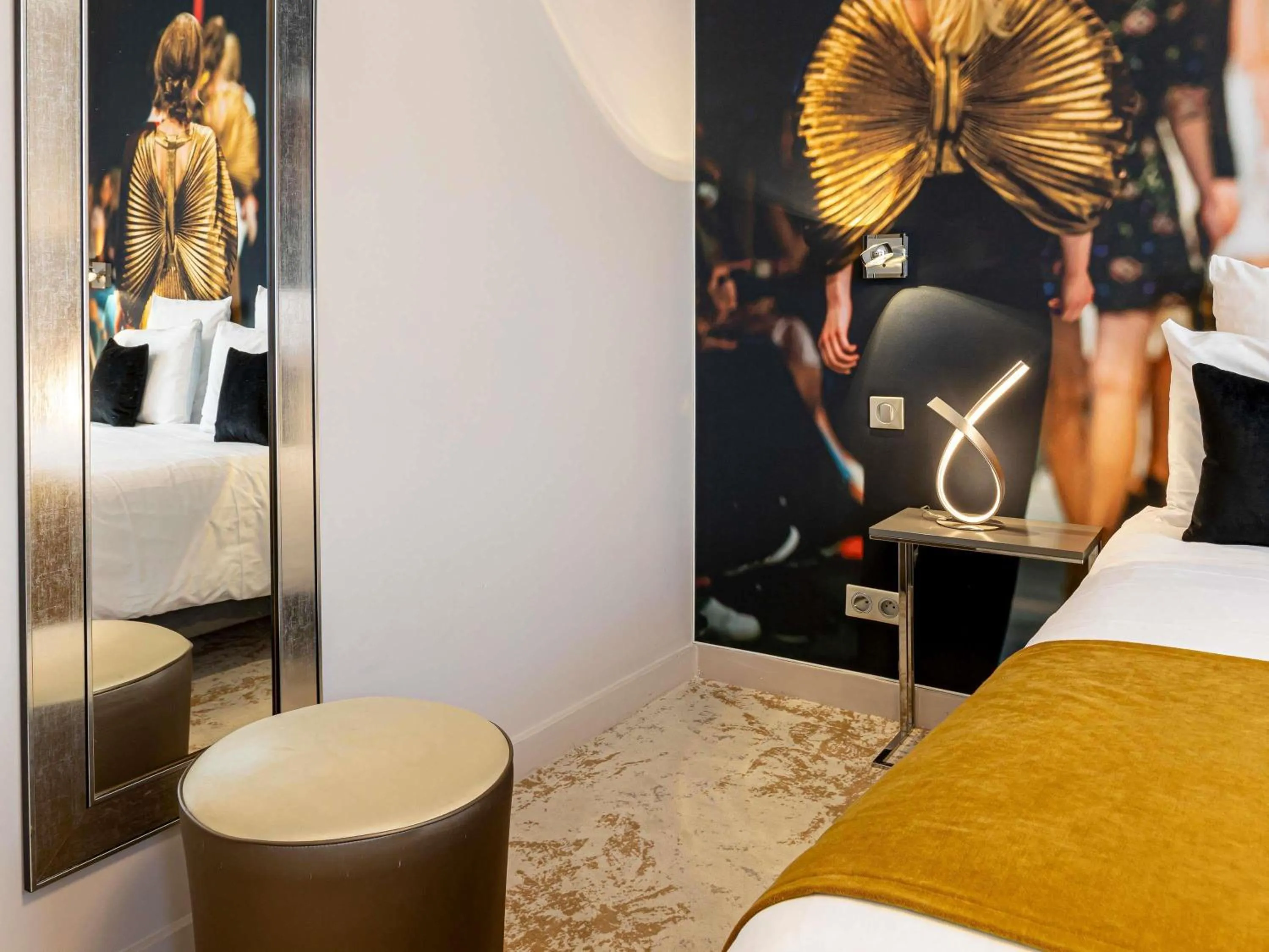 Bedroom, Bed in Mercure Paris Place d'Italie