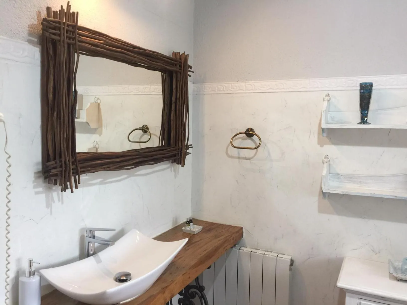 Decorative detail in Agroturismo Ibarra