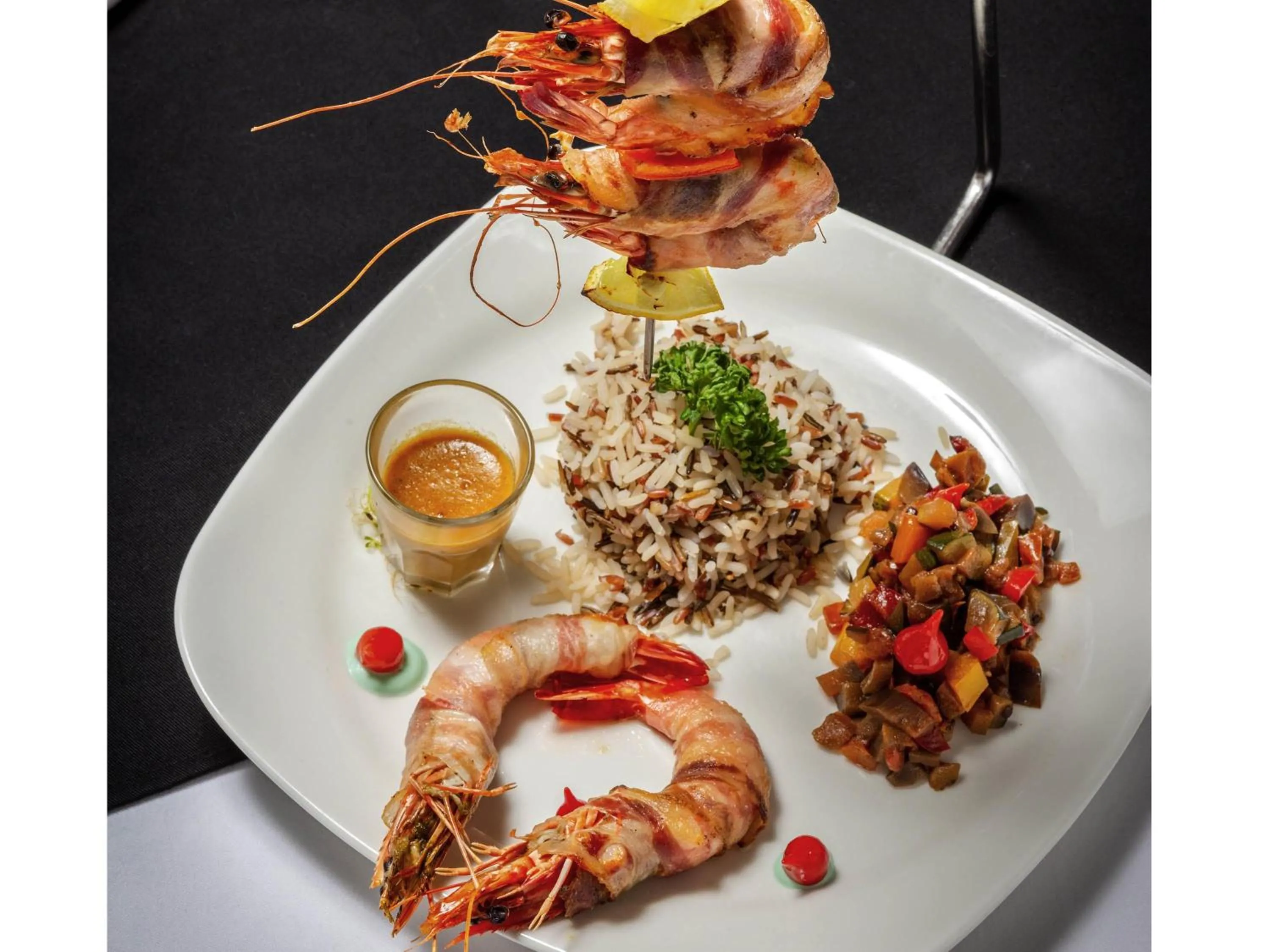 Restaurant/places to eat in Mercure Lourdes Impérial