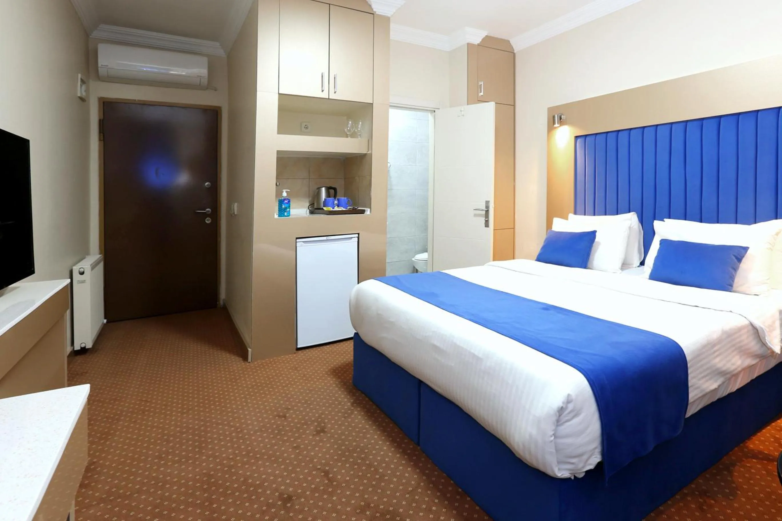 Bed in Taksim ABC Hotel