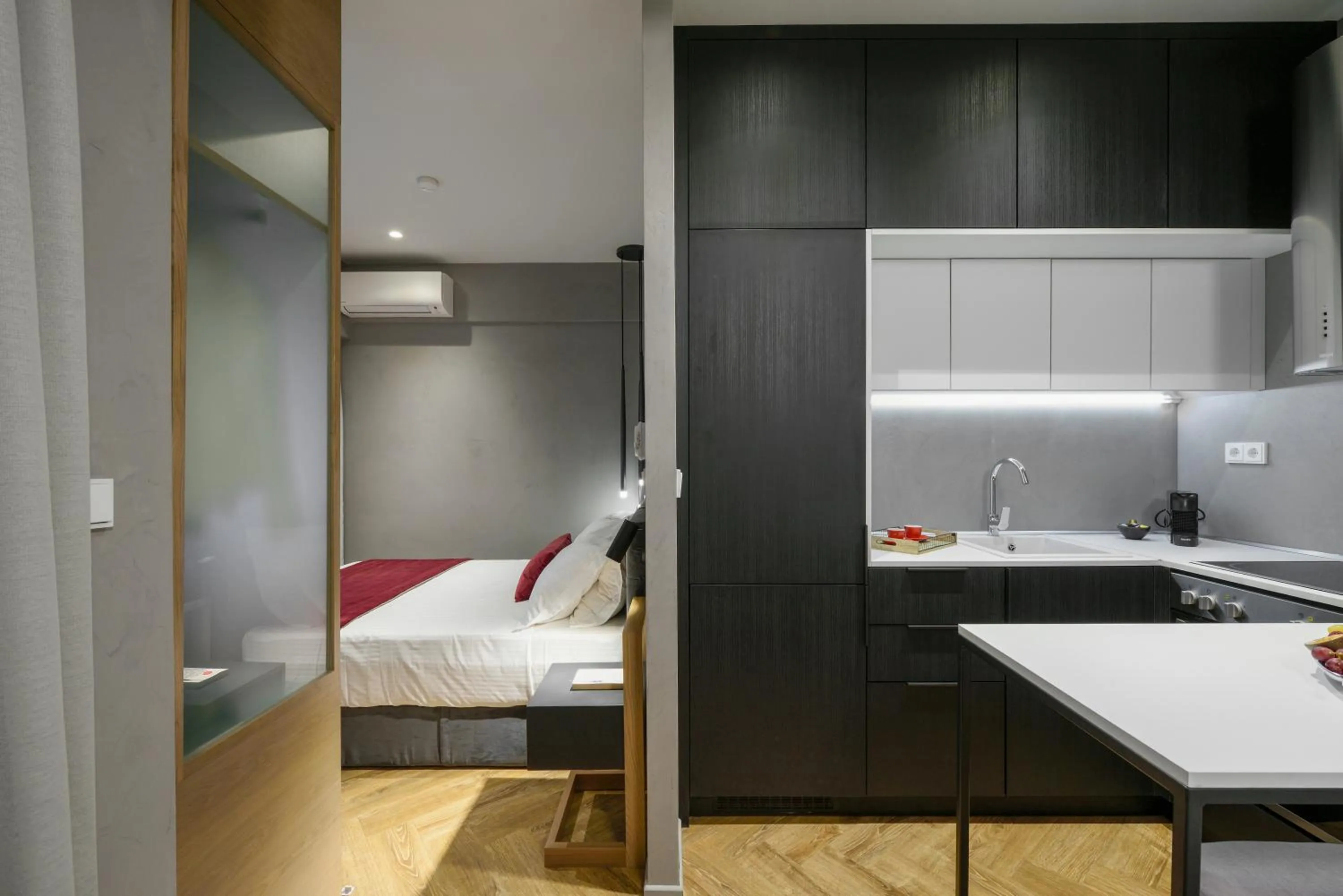 Bed in Olvios Luxury Suites