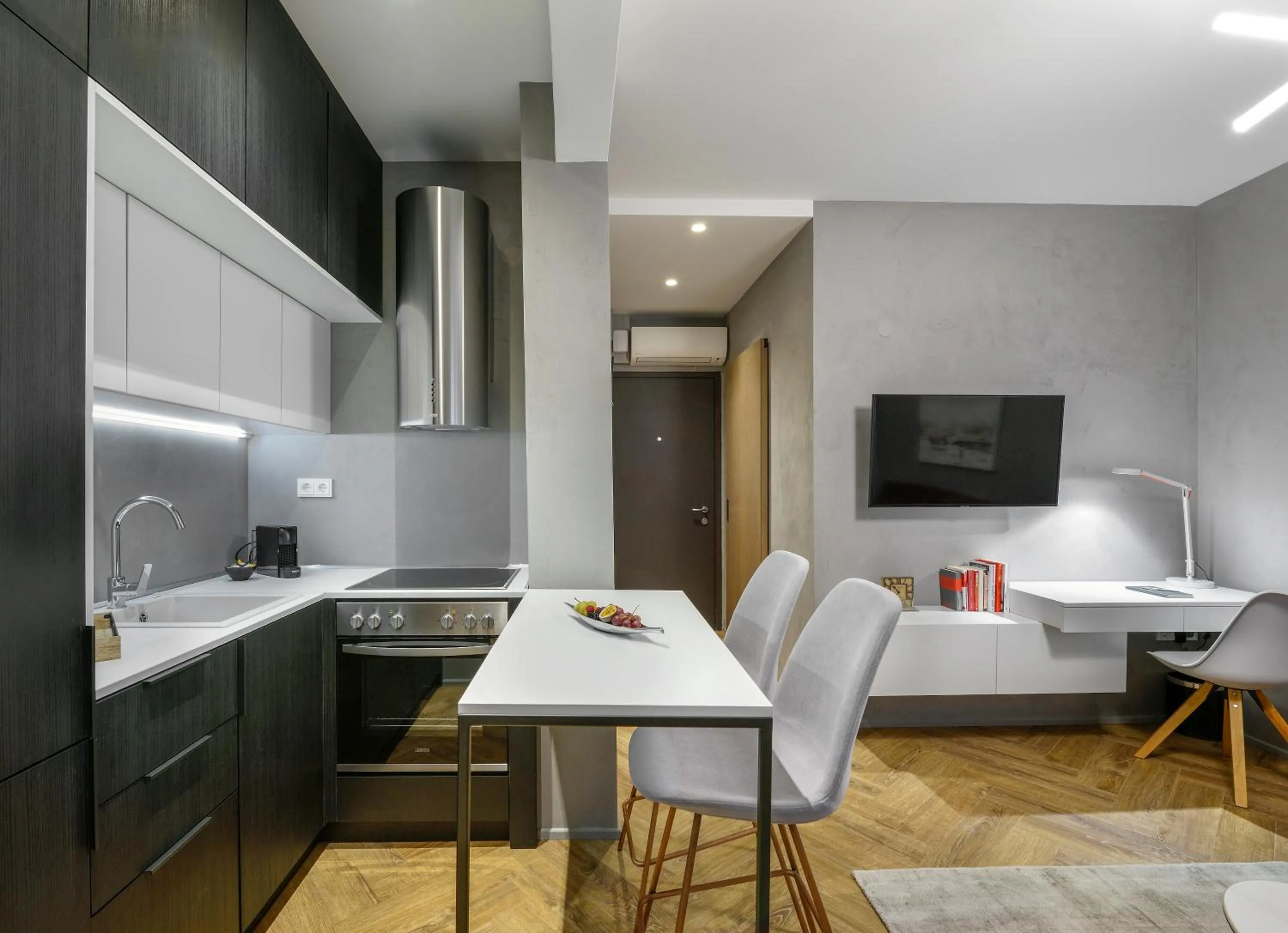 TV and multimedia in Olvios Luxury Suites