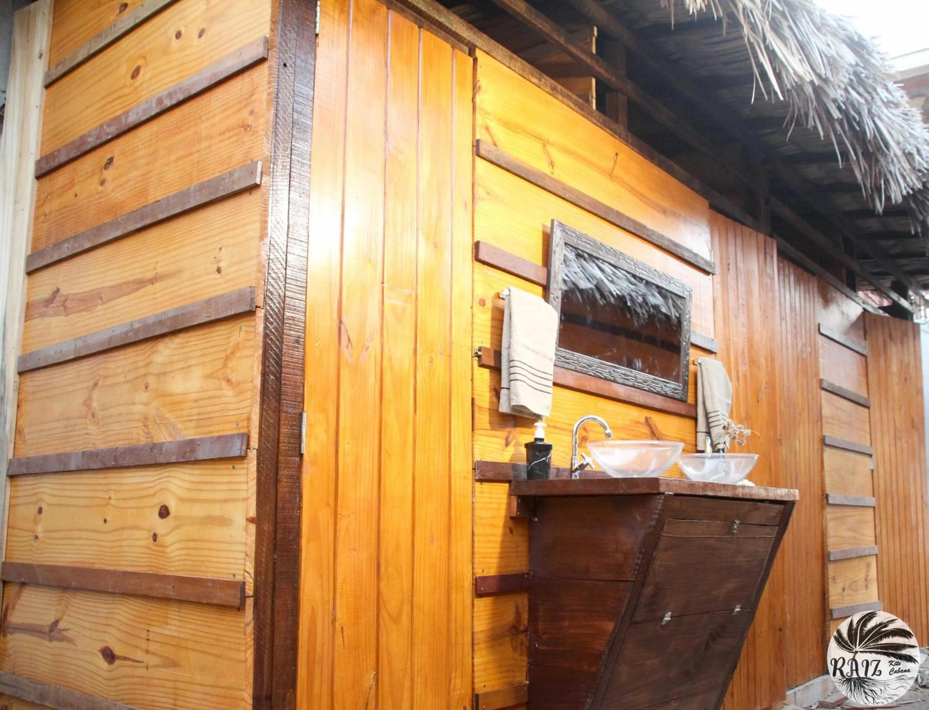 Bathroom in Raiz Hostel