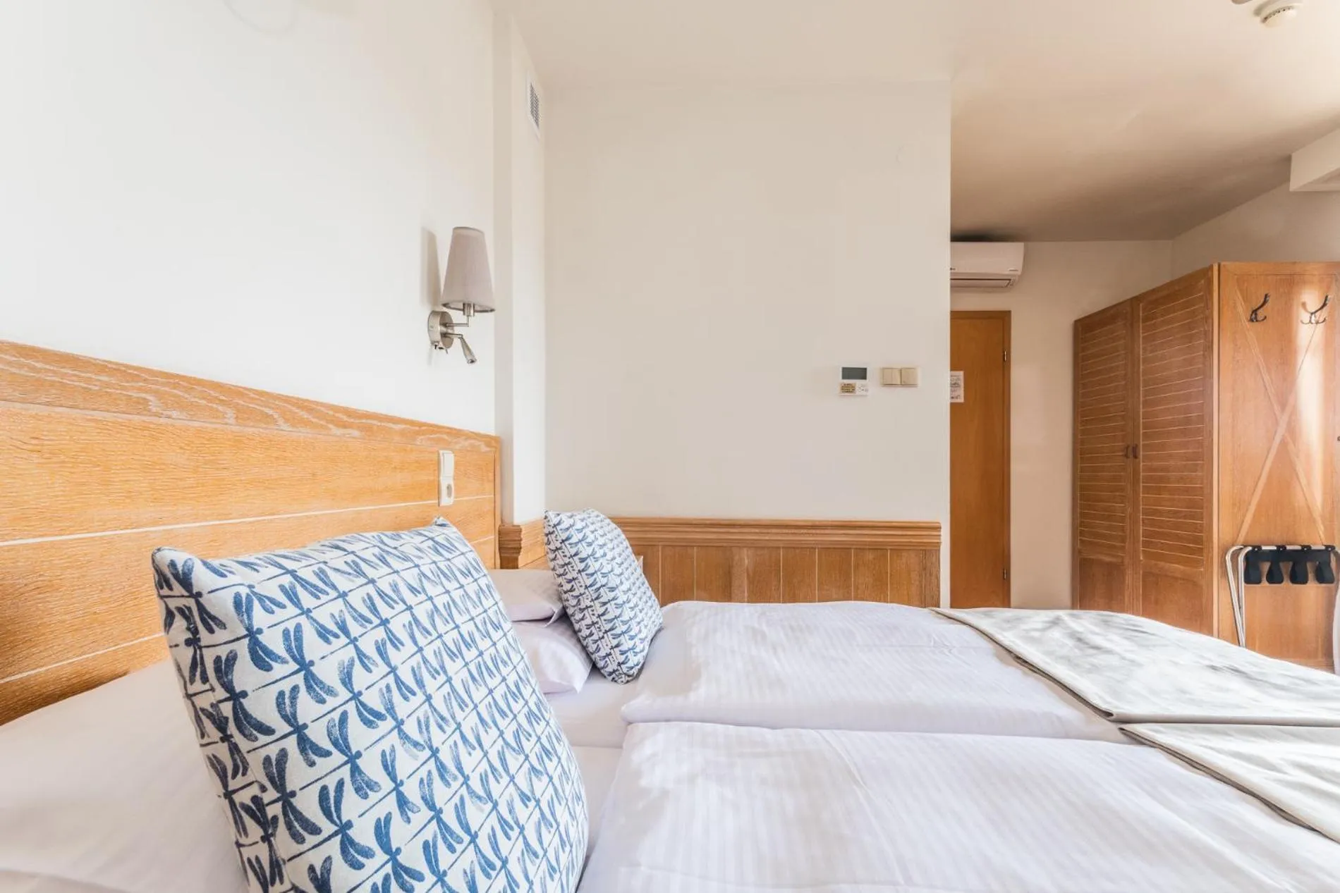 Photo of the whole room, Bed in Hotel Kahlberg