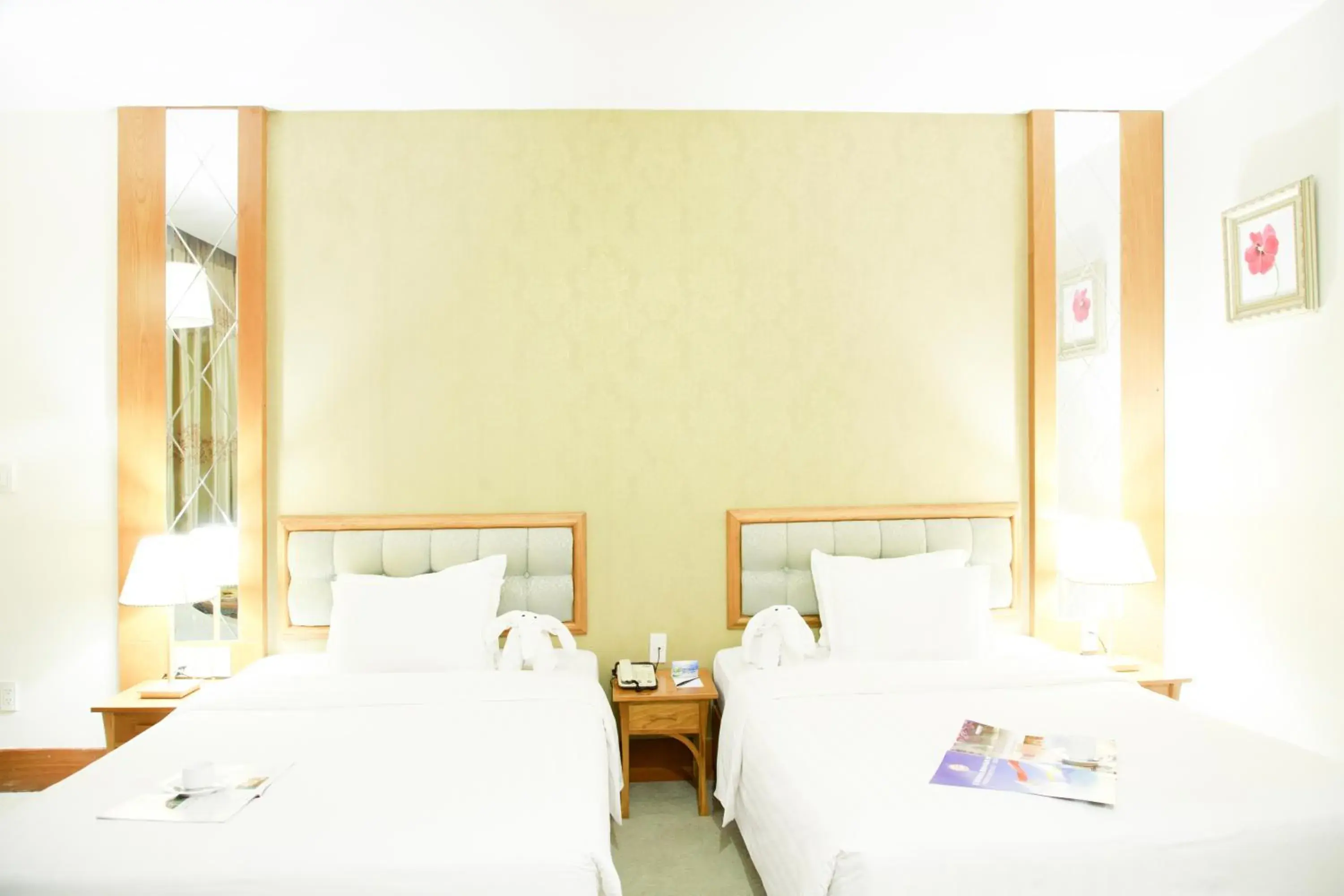 Bed in Sai Gon Dong Ha Hotel - a member of Saigontourist Group Bed in Sai Gon Dong Ha Hotel - a member of Saigontourist Group