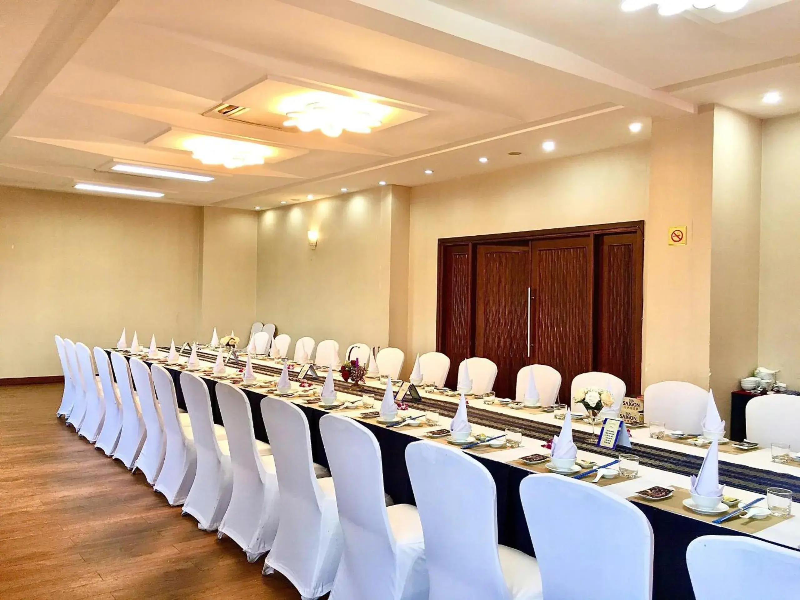 Restaurant/places to eat in Sai Gon Dong Ha Hotel - a member of Saigontourist Group Restaurant/places to eat in Sai Gon Dong Ha Hotel - a member of Saigontourist Group